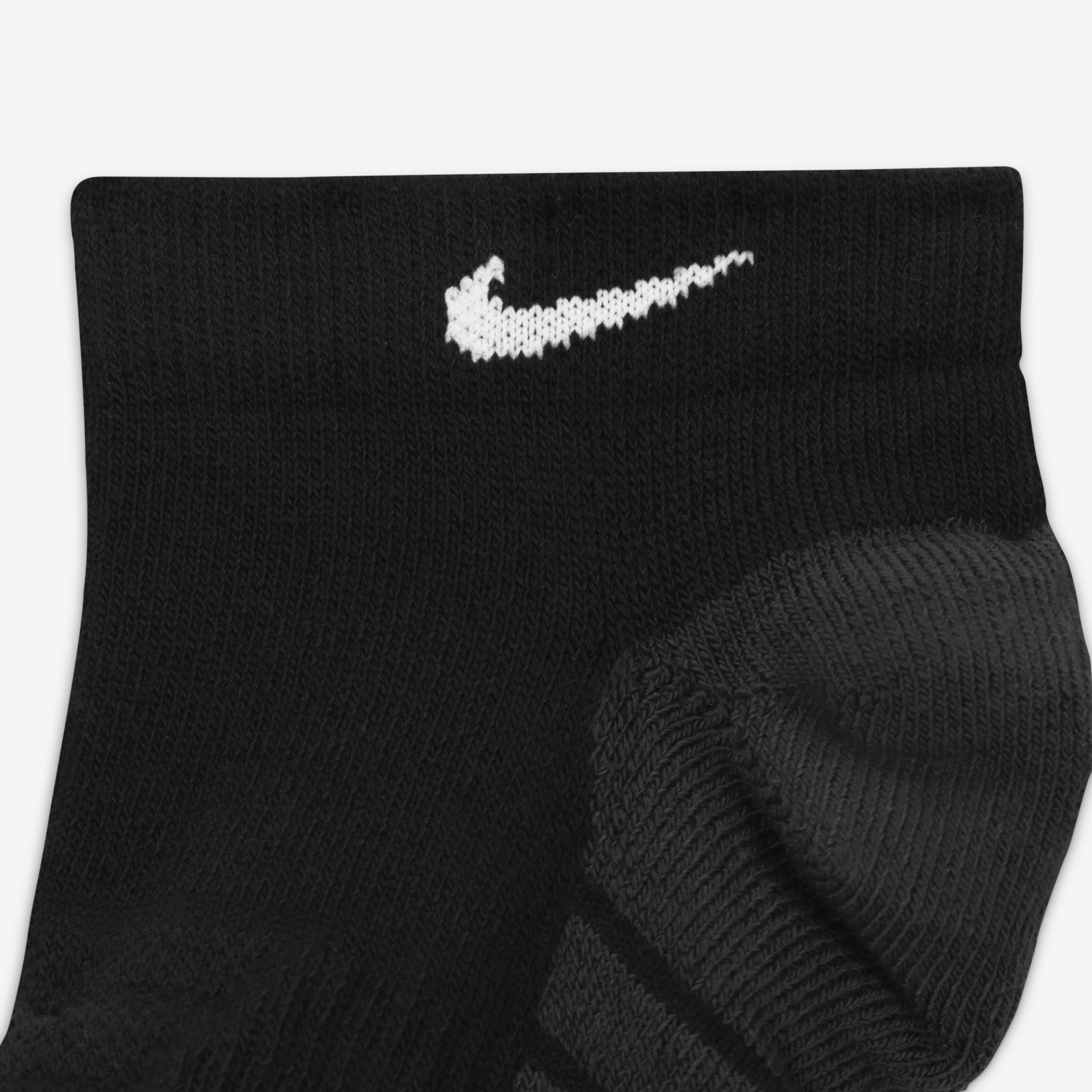 Nike everyday max cushion no show discount