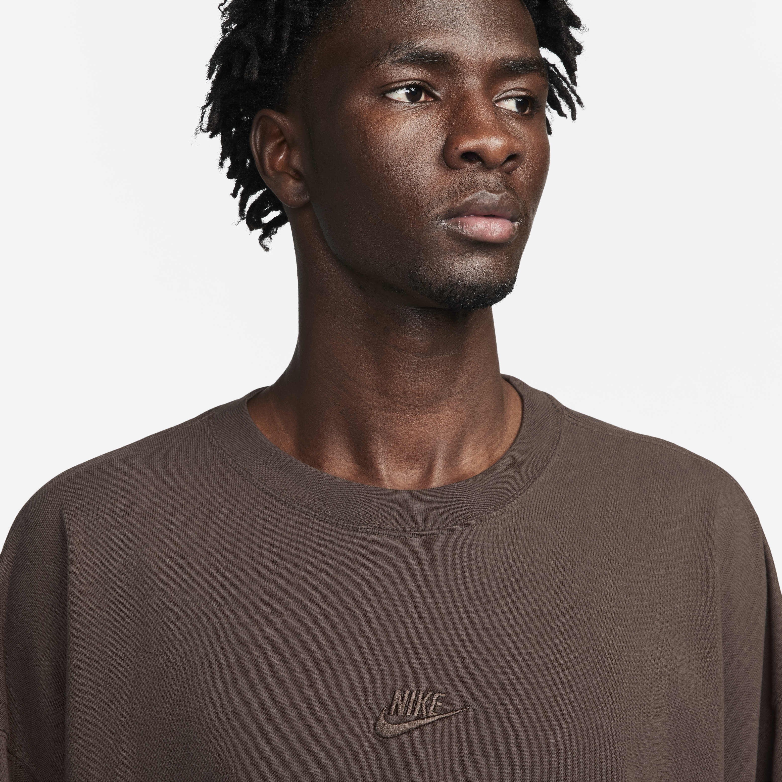 Nike Sportswear Premium Essentials image number 2
