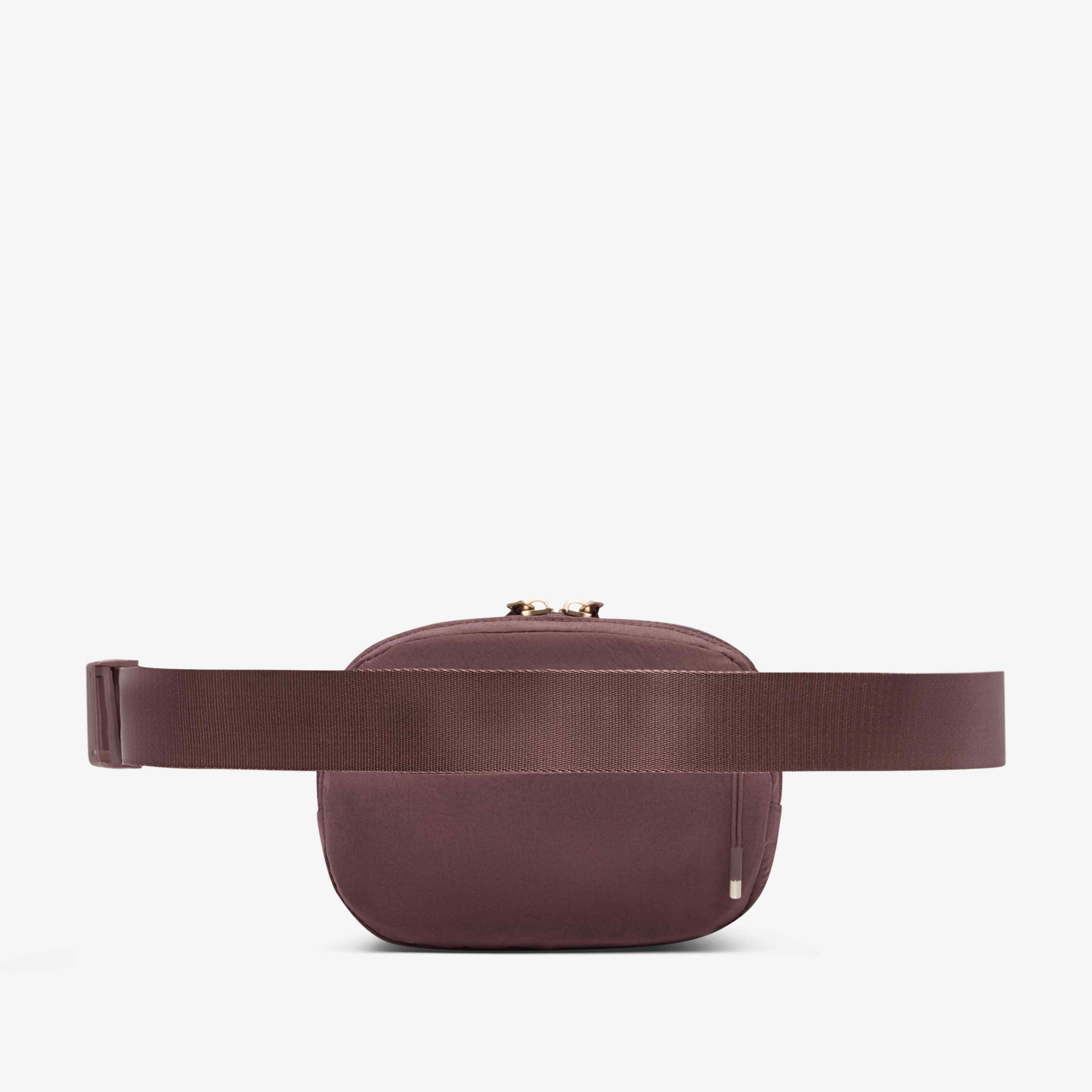 نايكي أورا image number 2