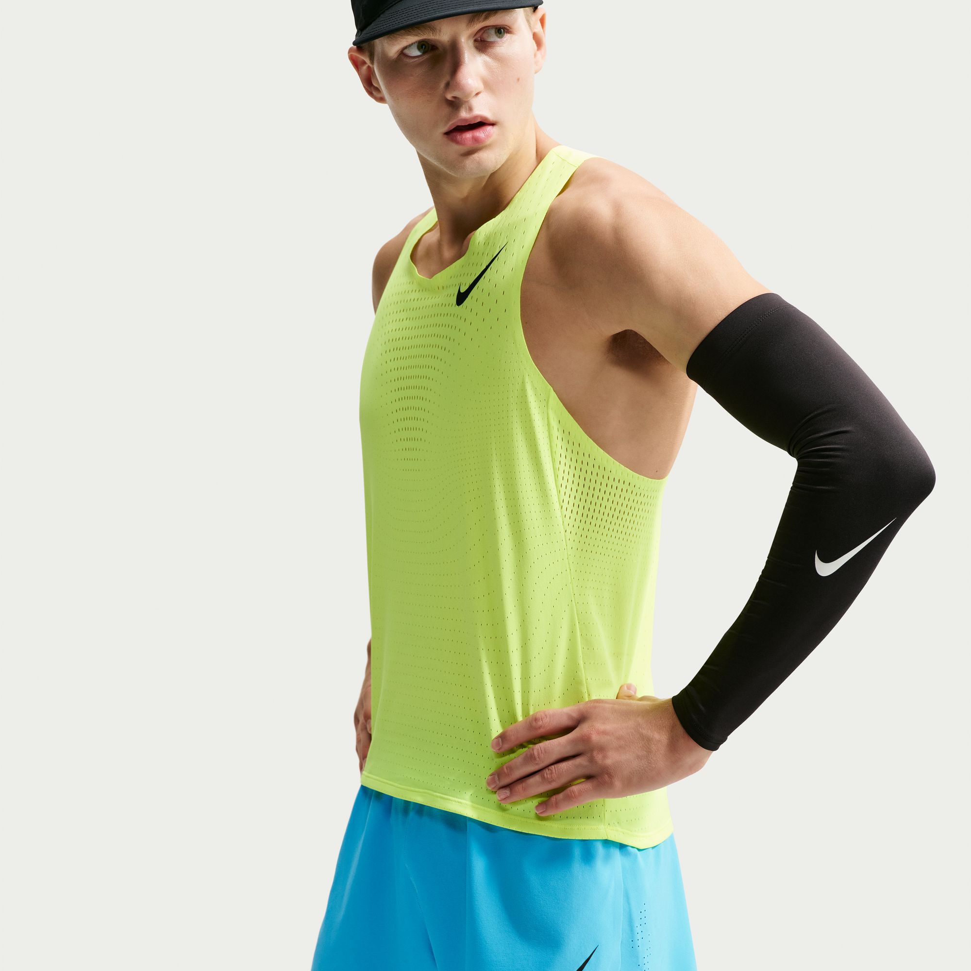 Nike AeroSwift image number 4