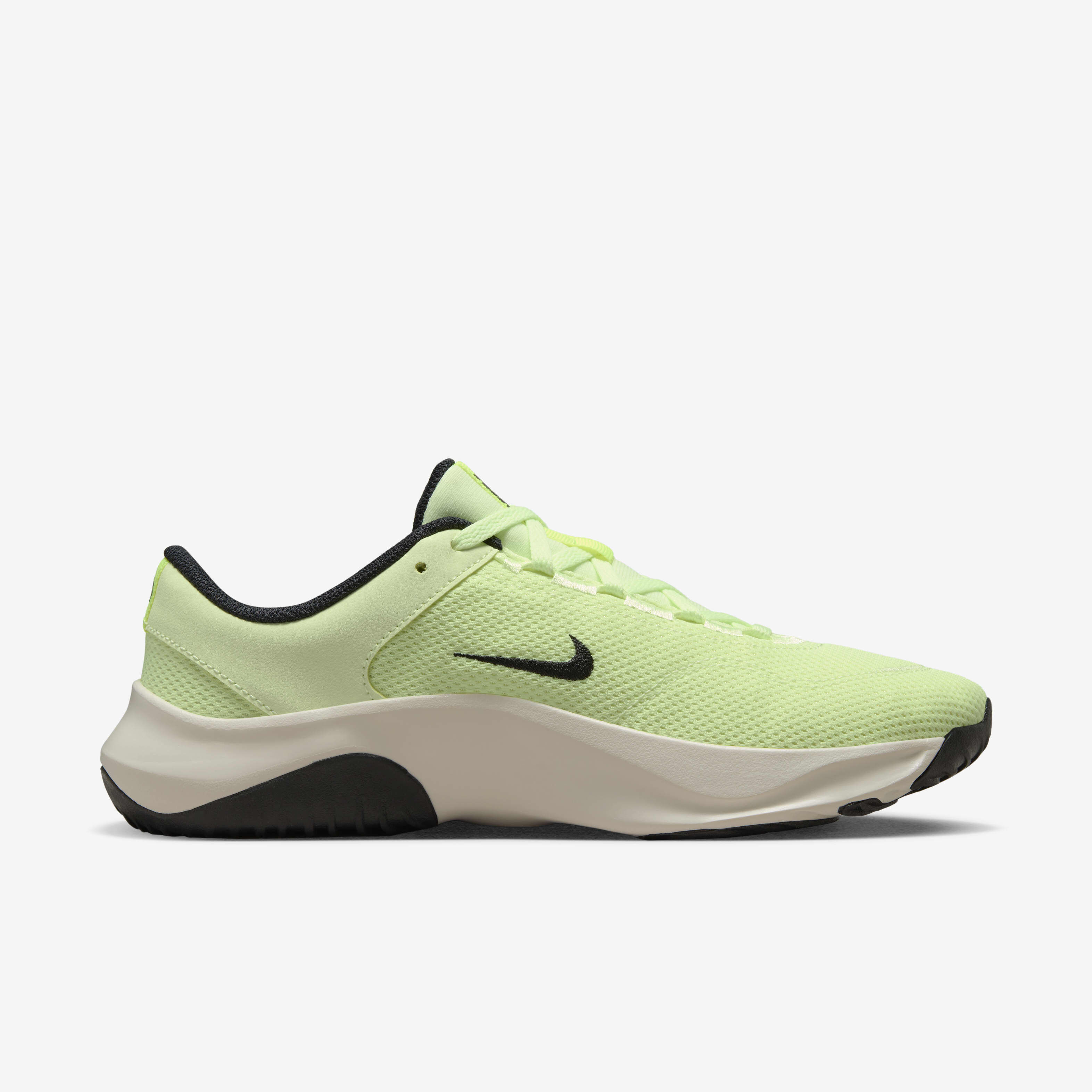 Nike Legend Essential 3 Next Nature image number 2