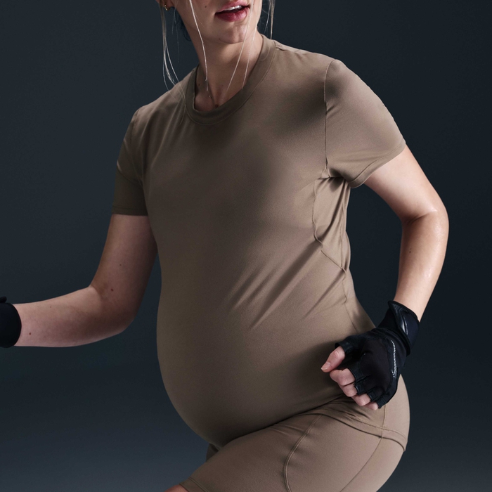 نايكي ون (للأمومة) image number 2 نايكي ون (للأمومة) image number 2