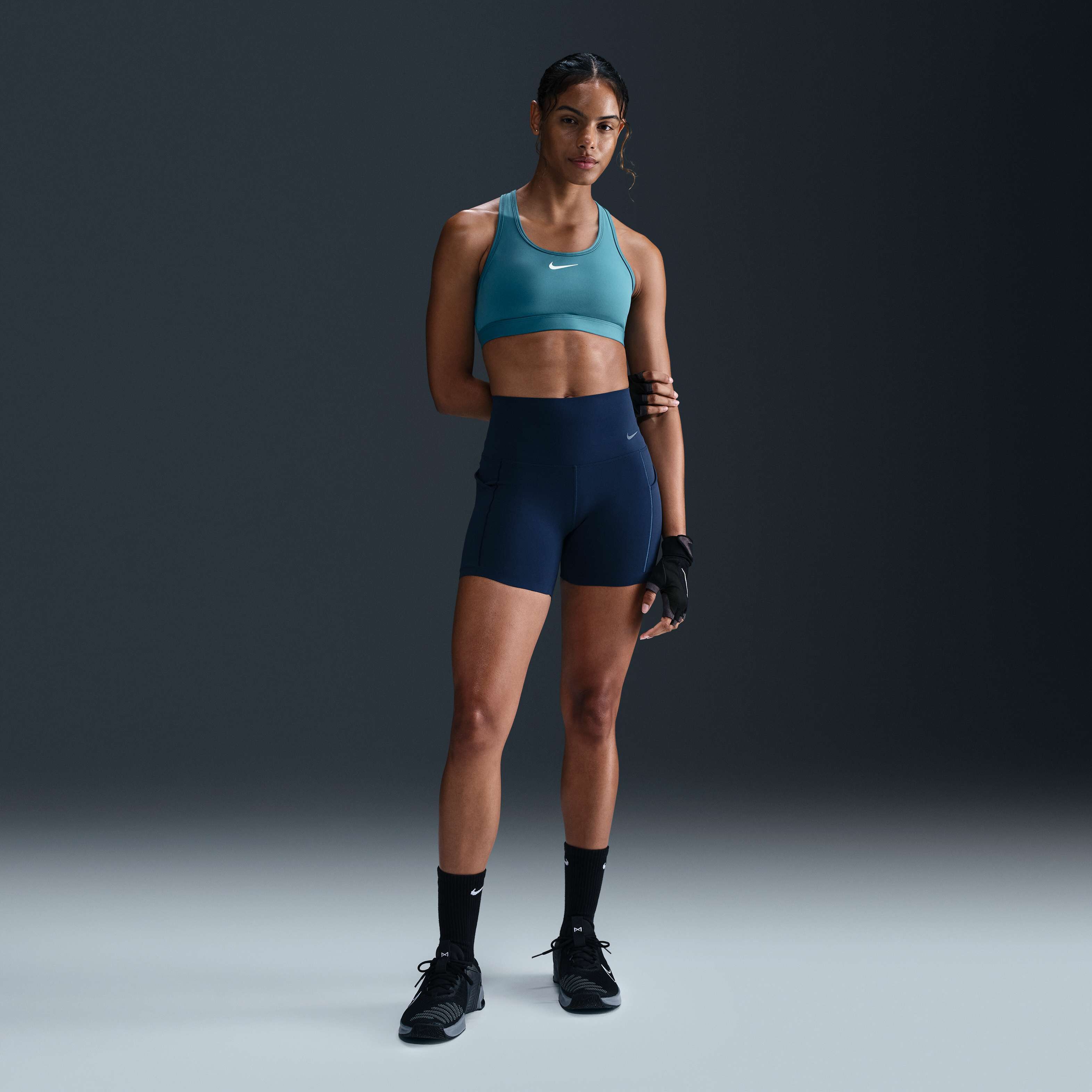 نايكي سووش بدعم متوسط image number 3