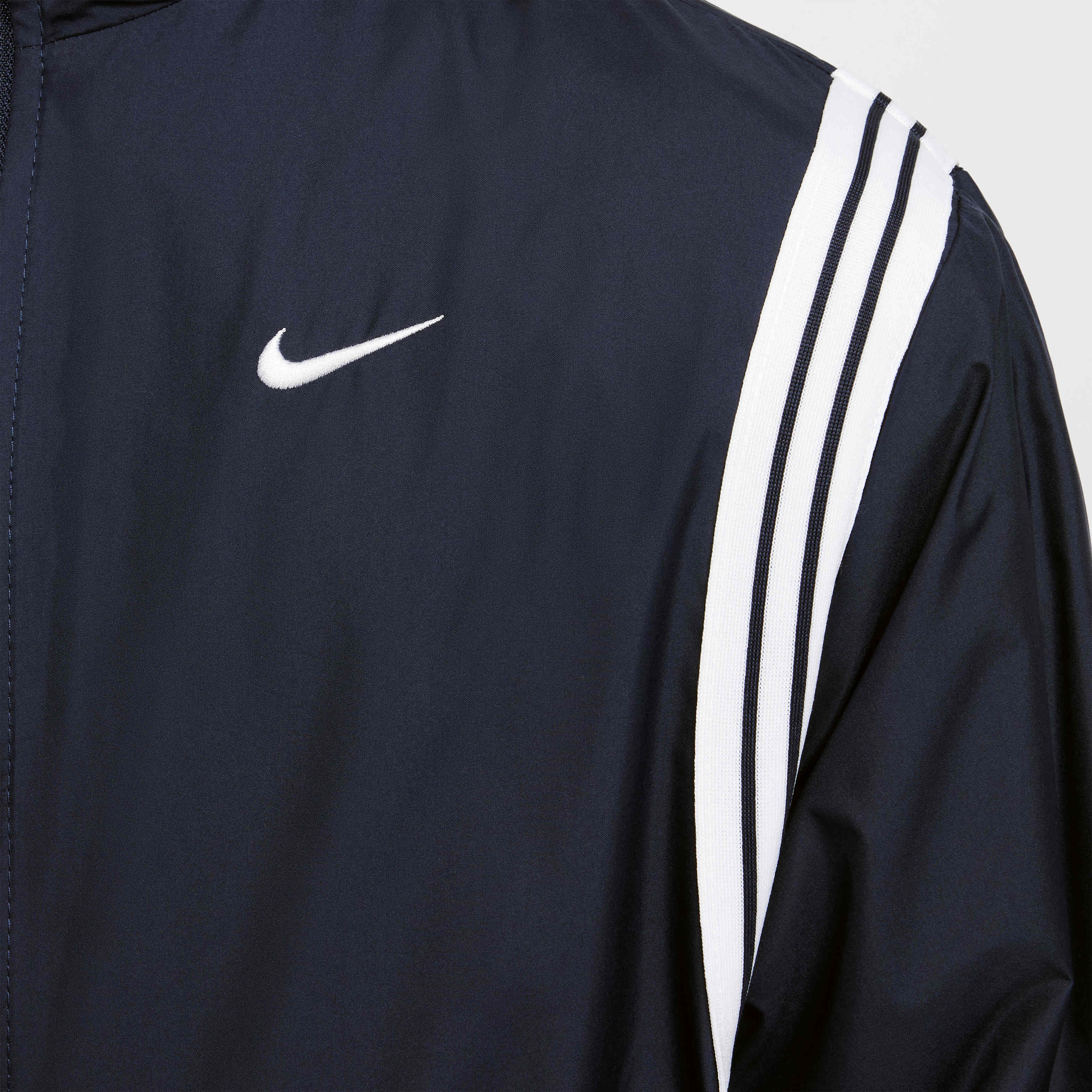 نايكي كروس اوفر image number 3