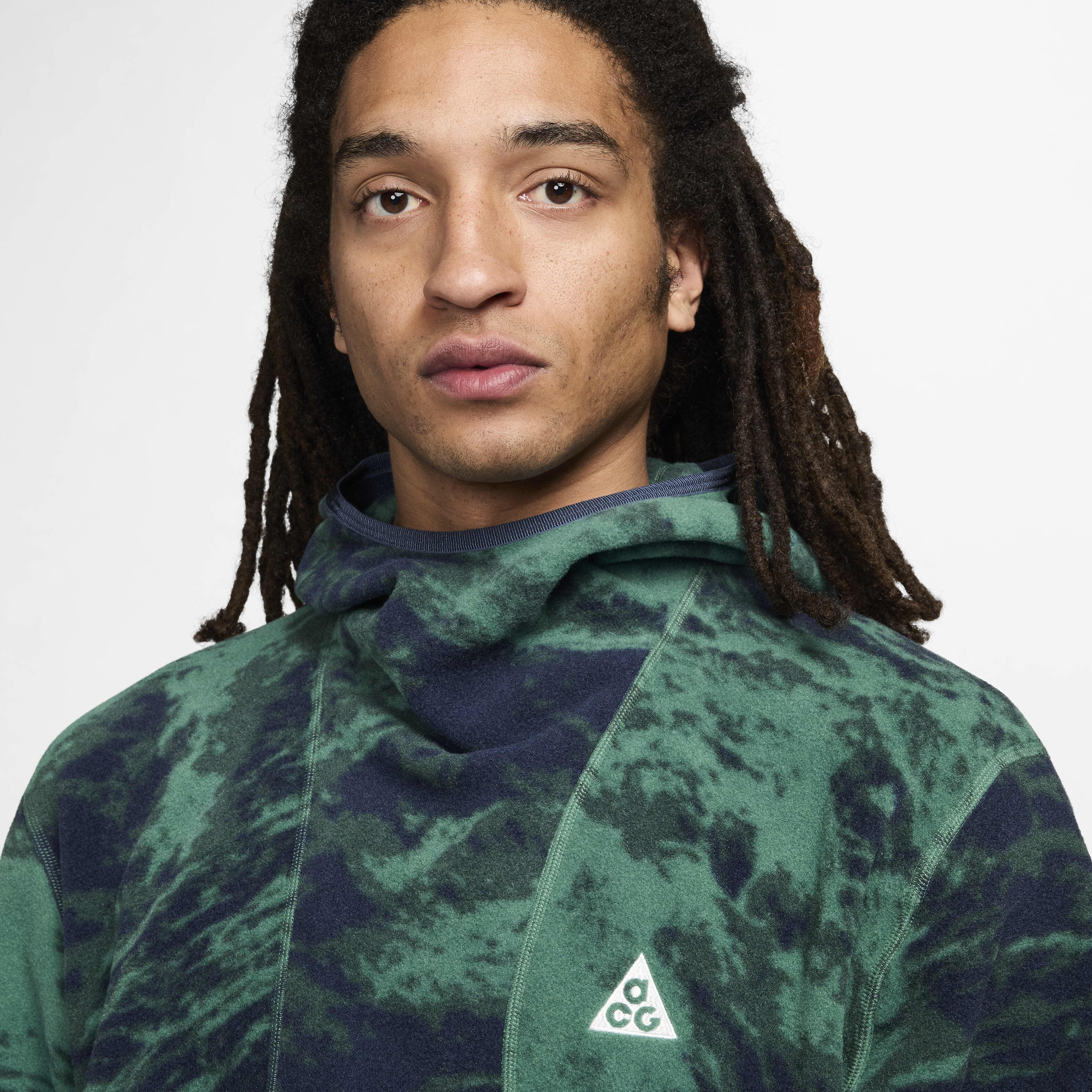 最新☆パーカー☆話題沸騰中☆Nike ACG \"Wolf Tree\"☆選べる３色 NIKE公式】ナイキ ACG 