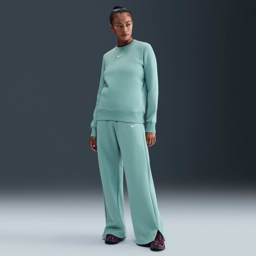 نايكي سبورتسوير فينيكس فليس