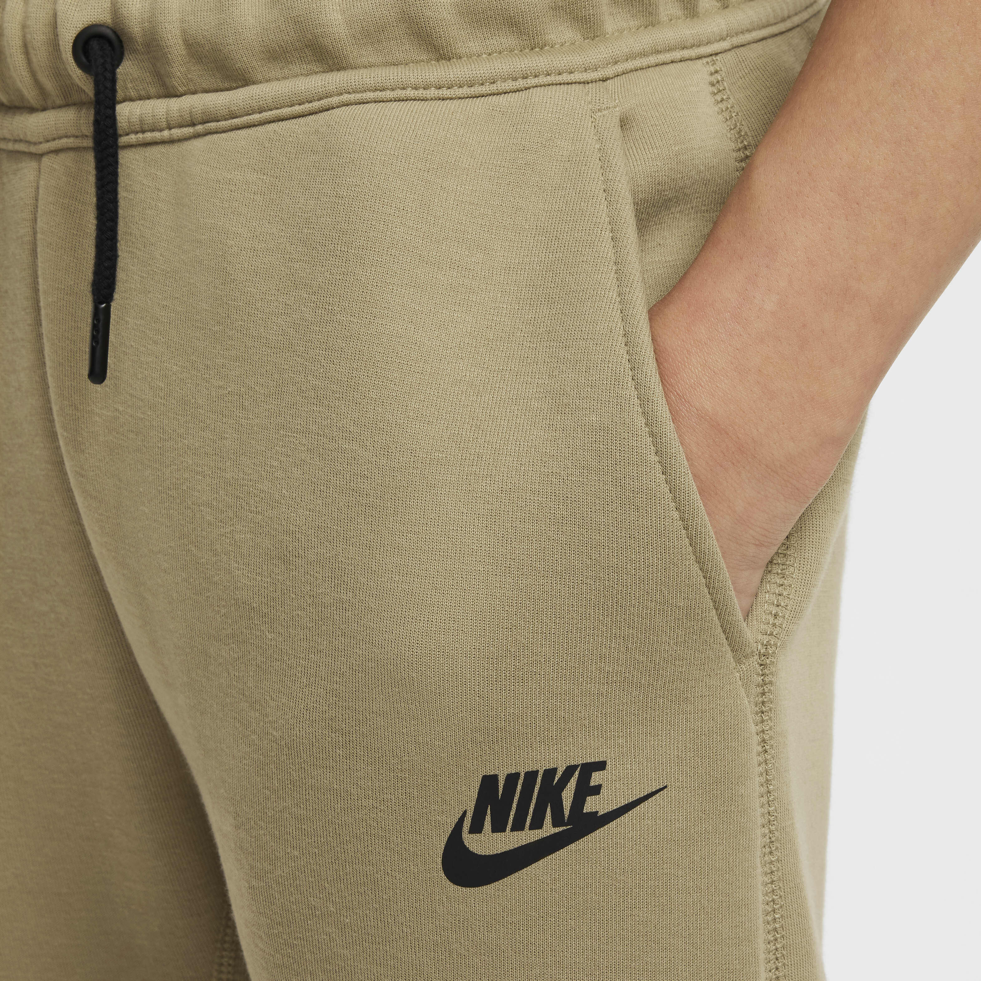 Nike trousers for boys deals