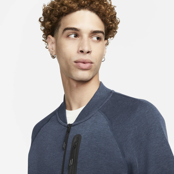 نايكي سبورتسوير تك فليس image number 2 نايكي سبورتسوير تك فليس image number 2