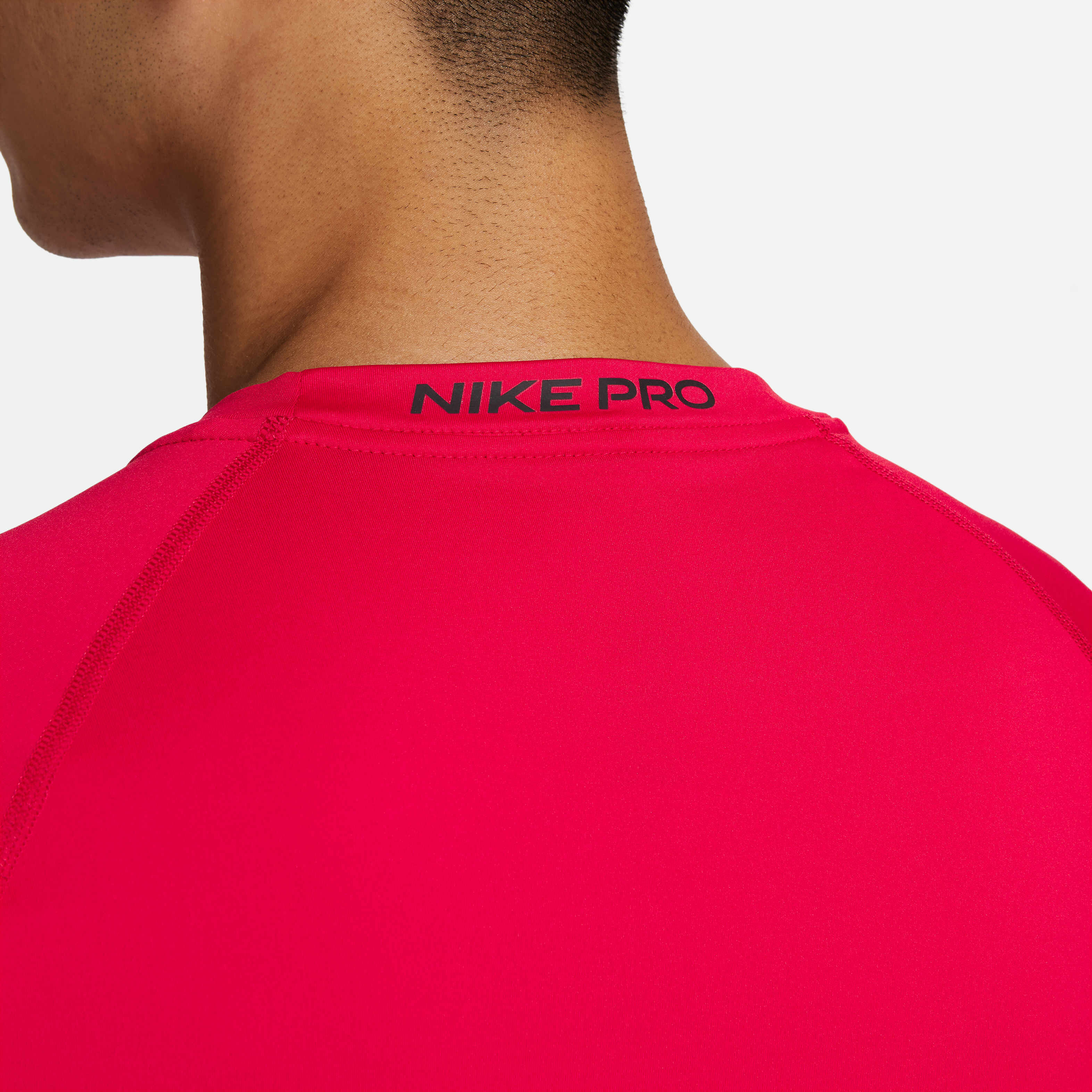 Nike Pro image number 3
