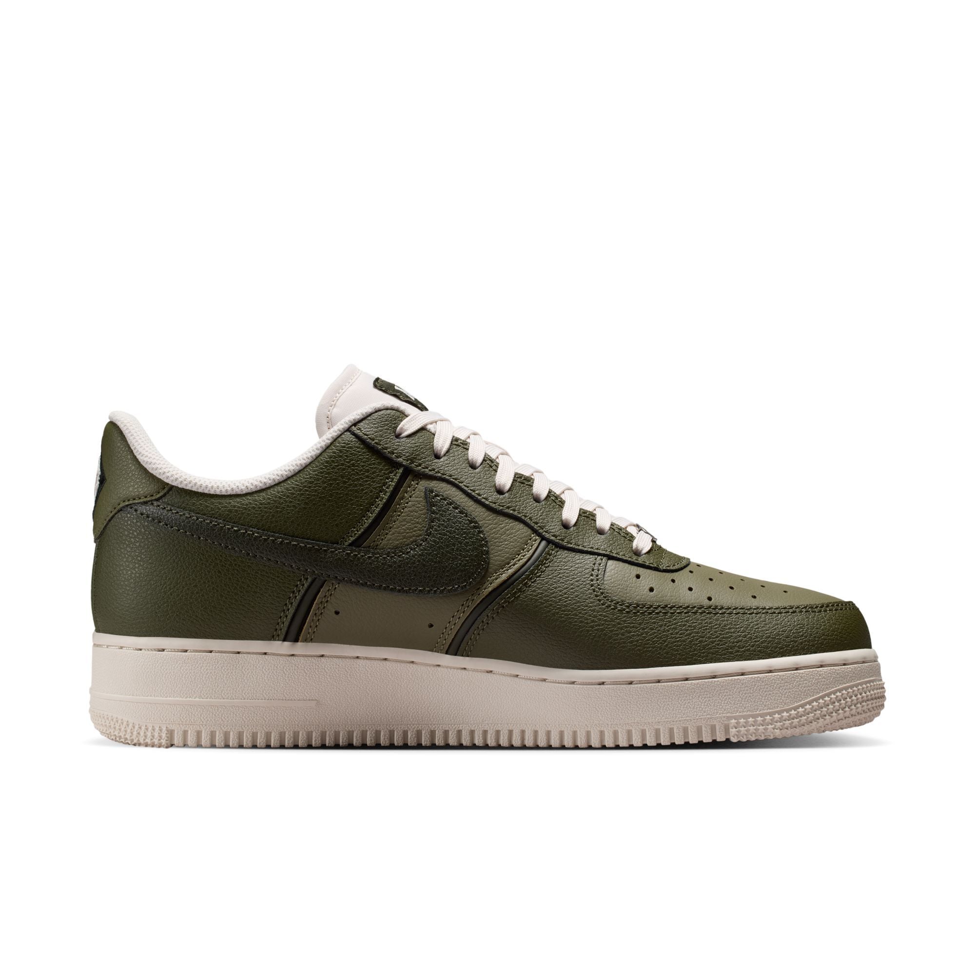 Nike Air Force 1 '07 LV8  image number 6