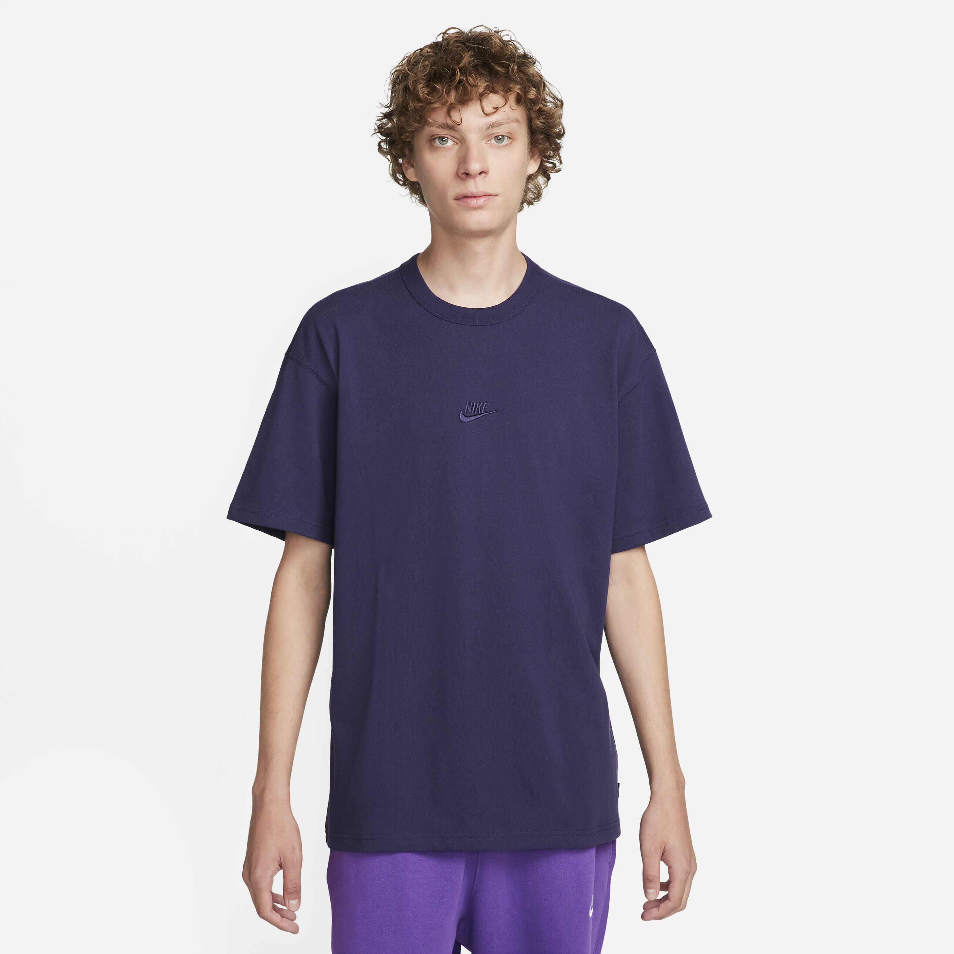NIKE - さいさい　Tシャツ＋タオル Buy Nike Sportswear Premium Essentials Men's T-Shirt - Dark