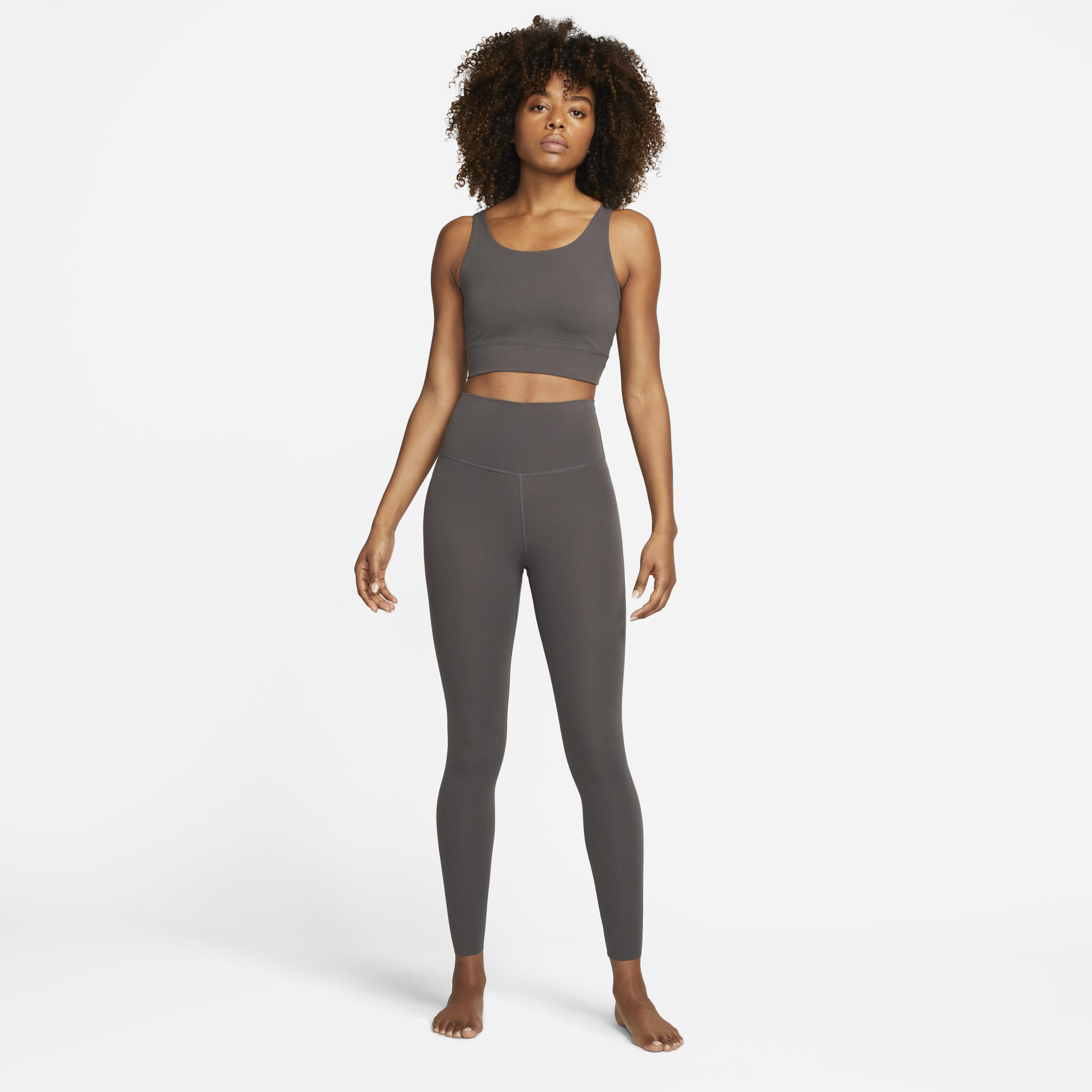 Nike Yoga Luxe image number 3