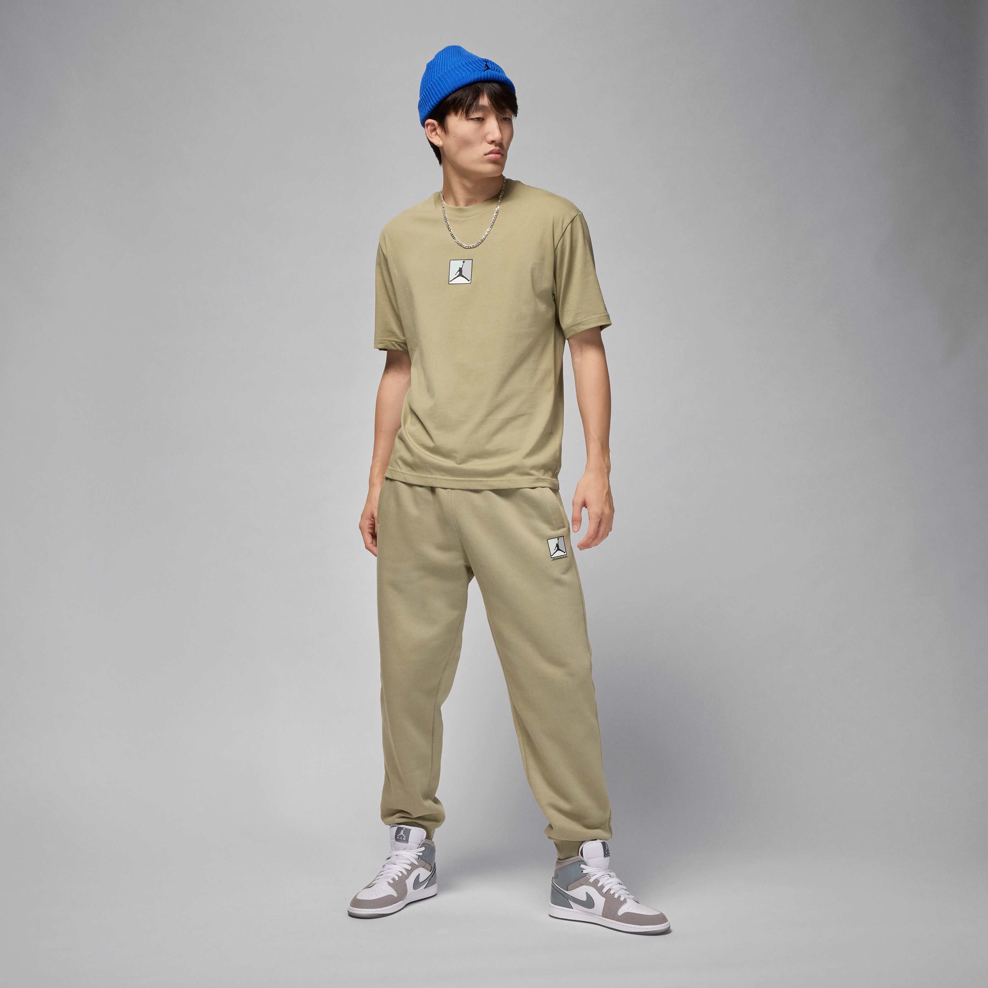 Jordan Brooklyn image number 5