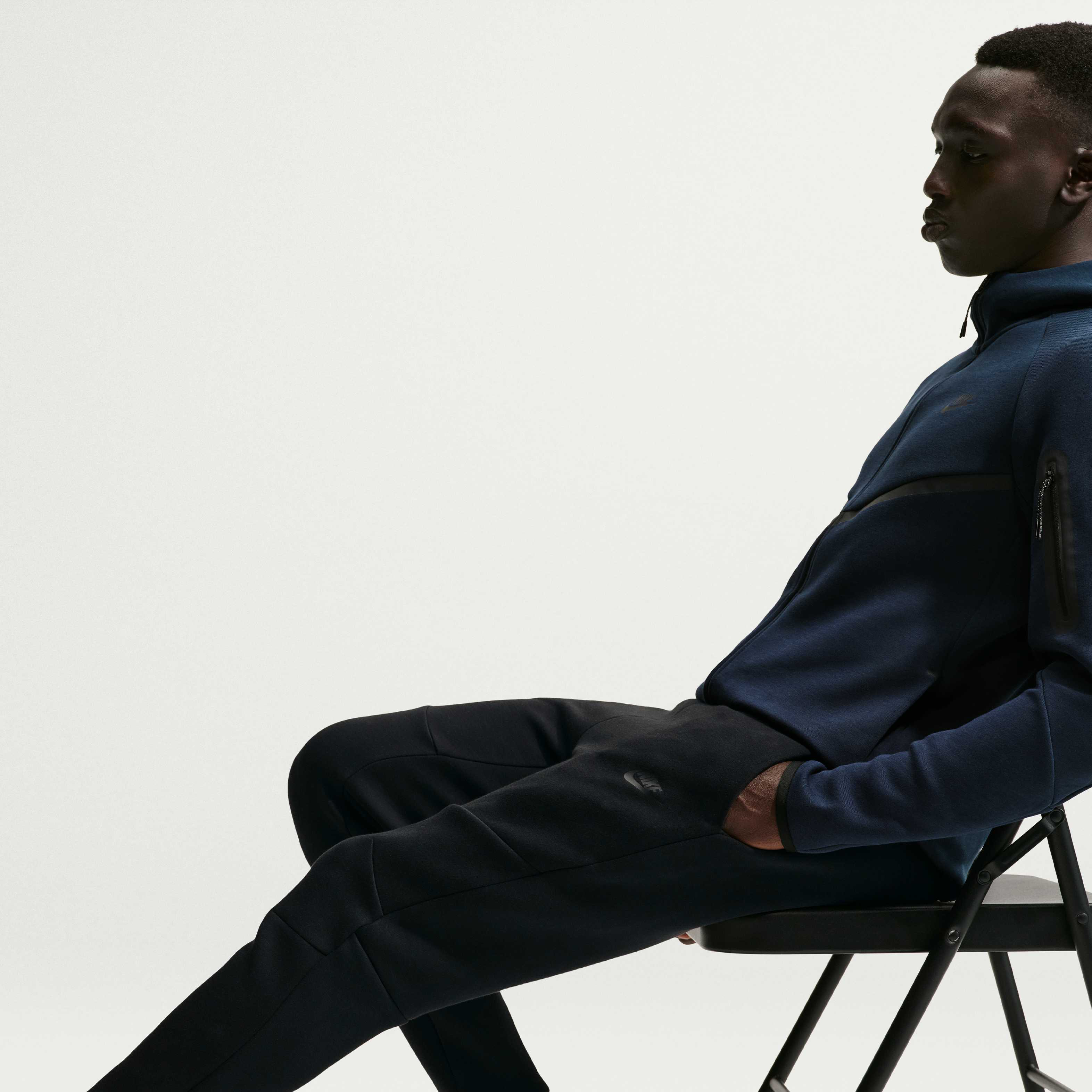 Nike Tech image number 3