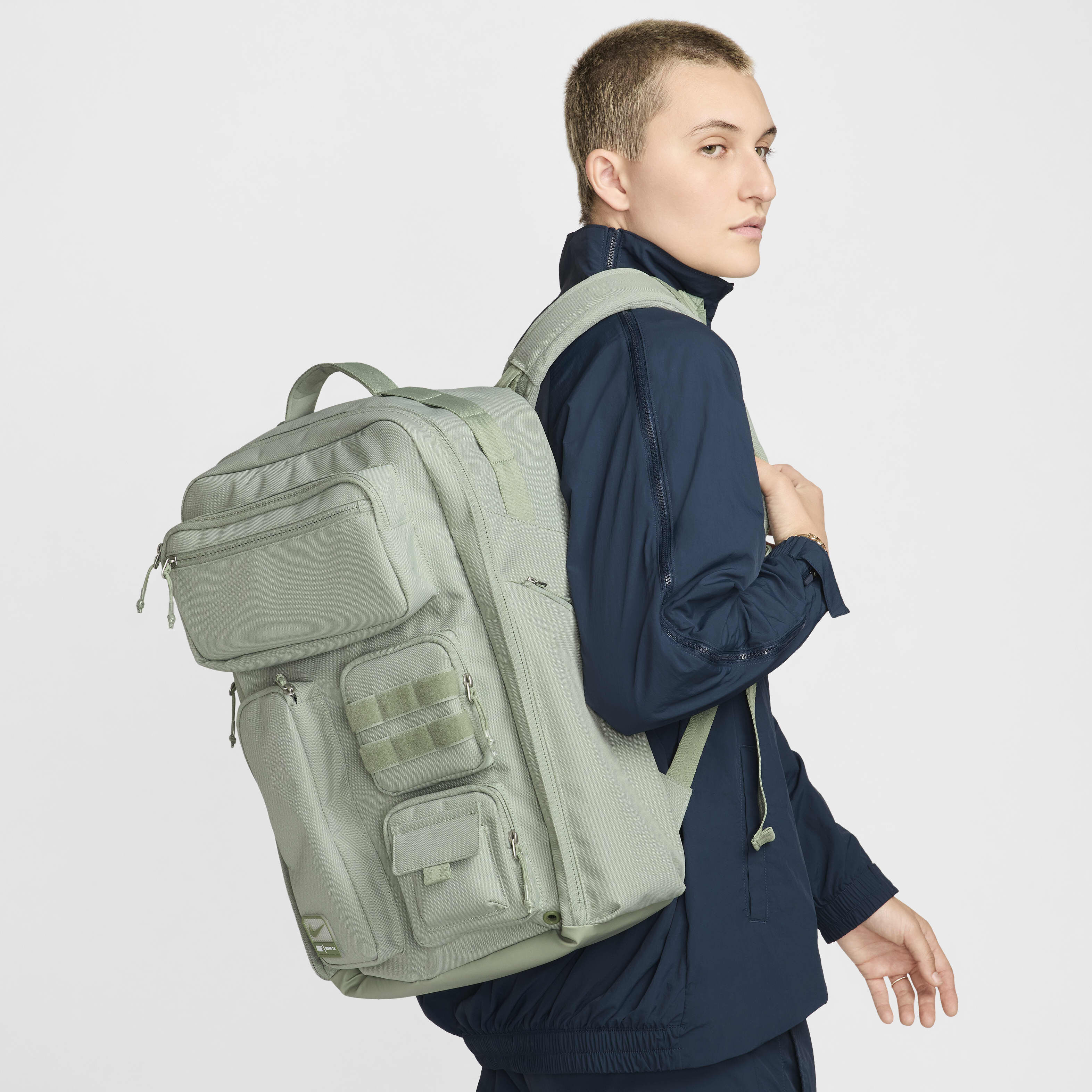 Metcon store backpack shop