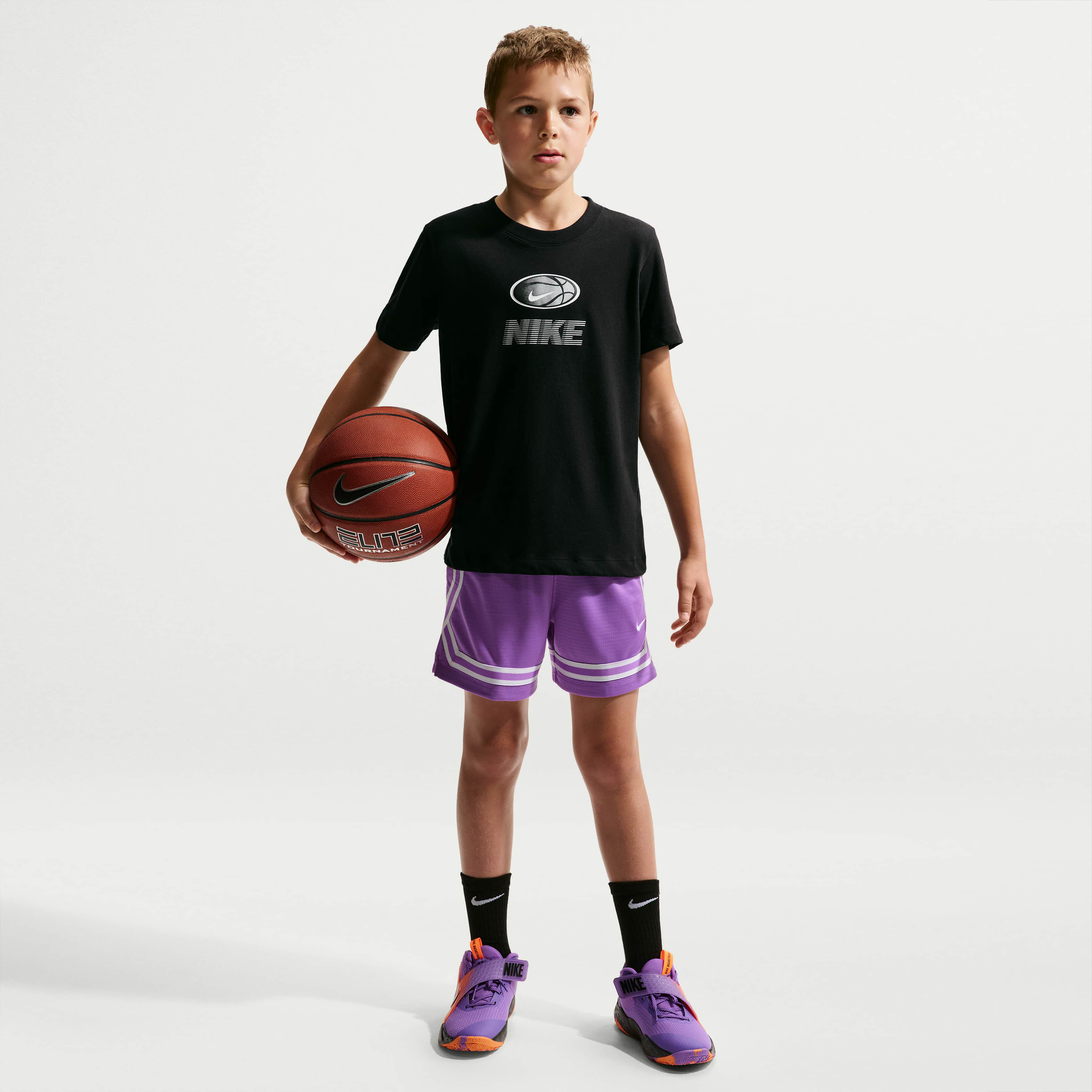 Nike image number 3