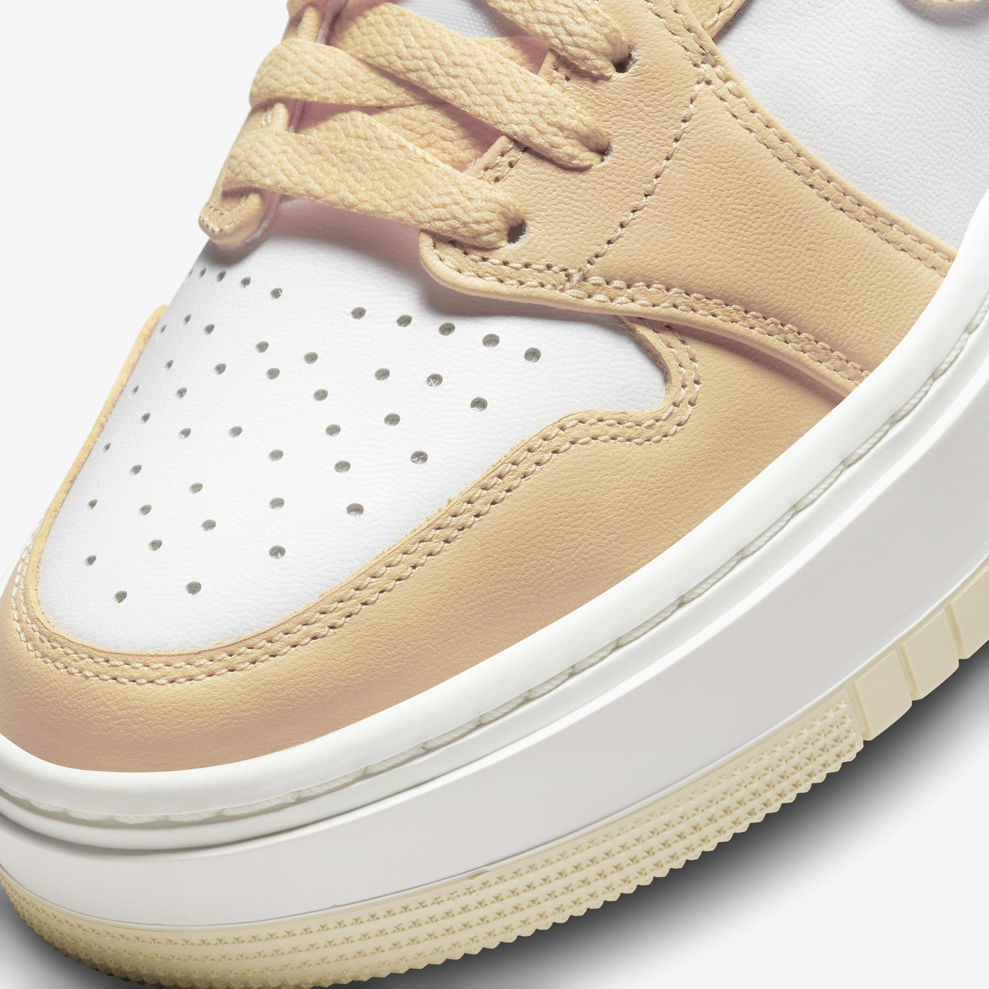 اير جوردن 1 ايليفت هاي image number 6