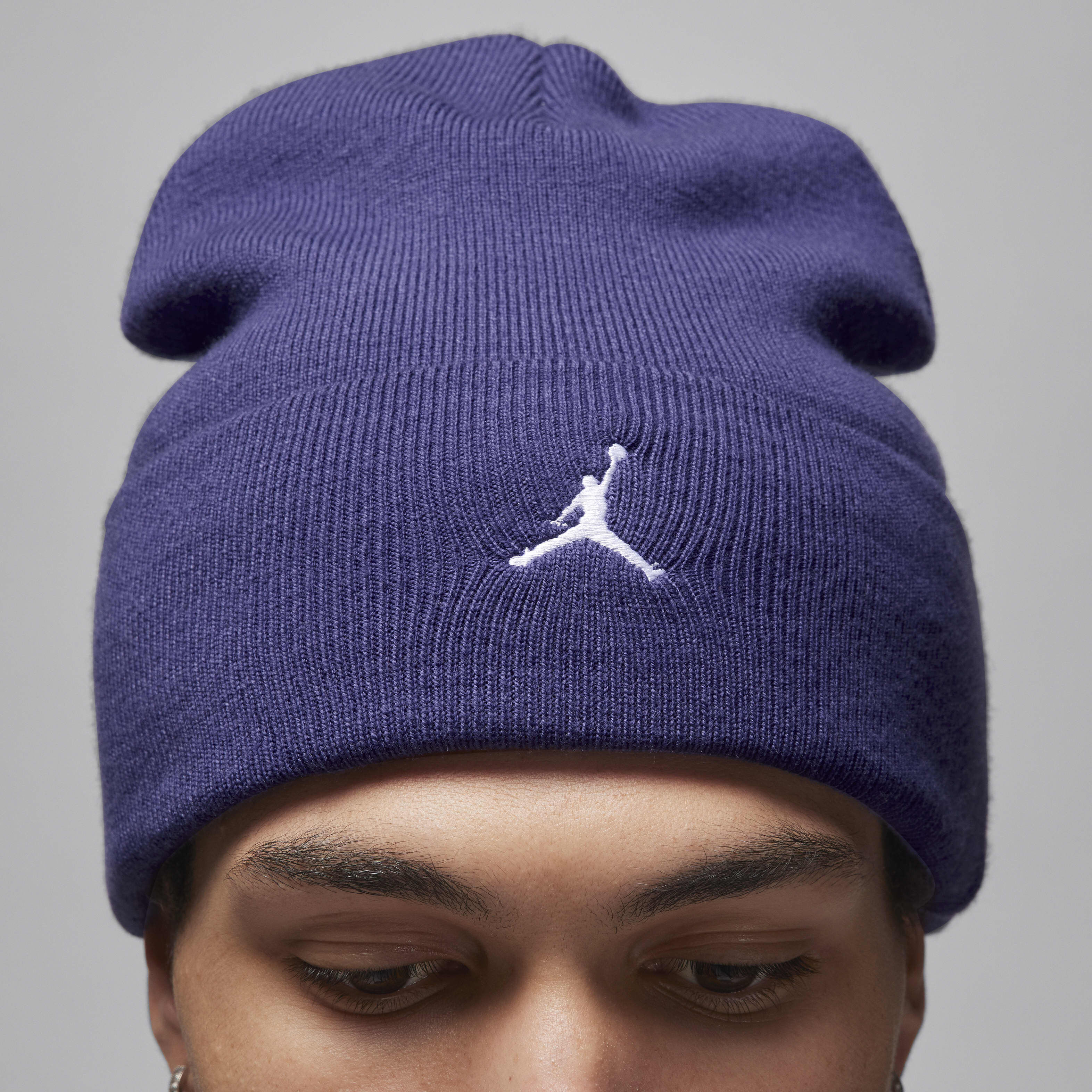 Peak Essential Beanie image number 3