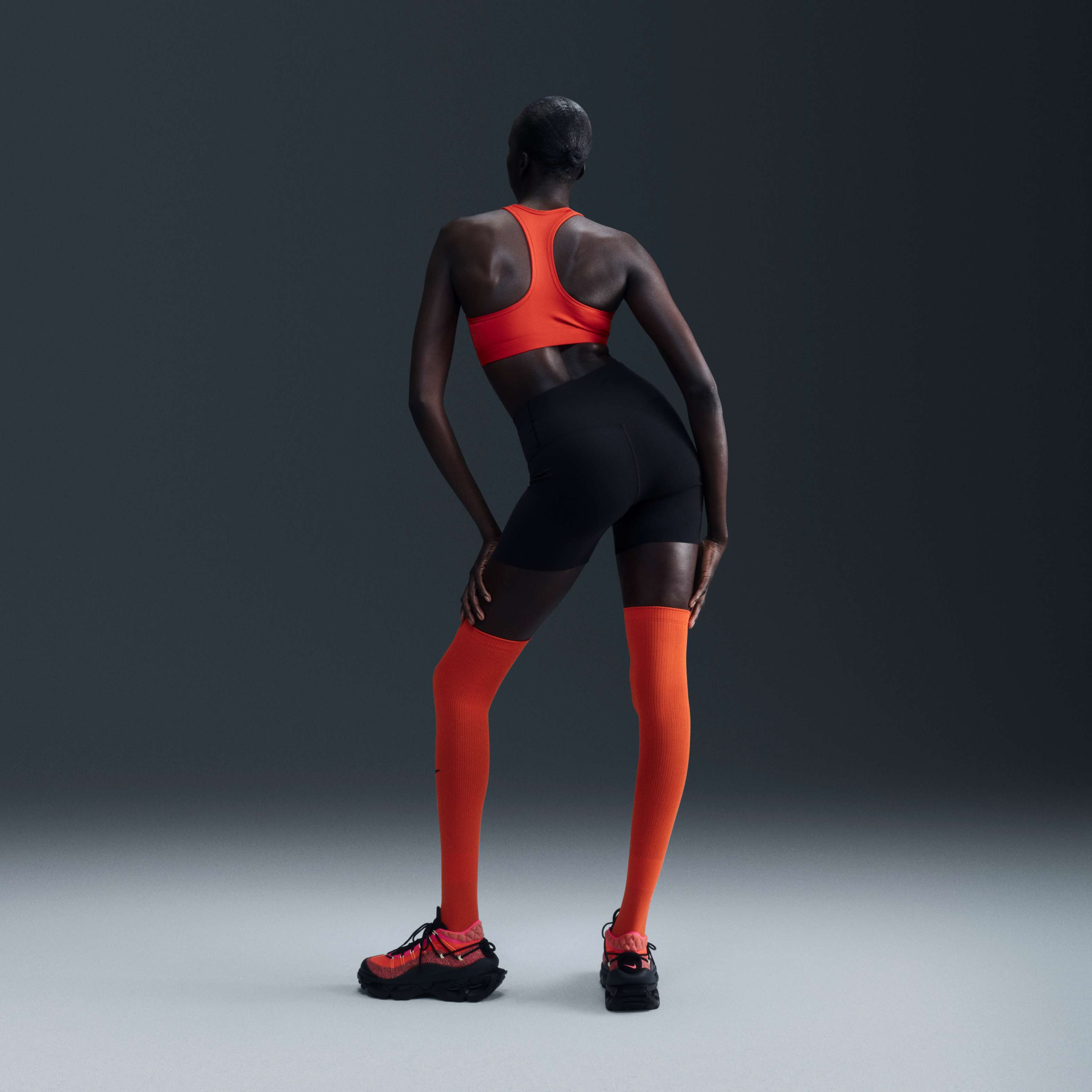 Nike Swoosh Medium-Support image number 4