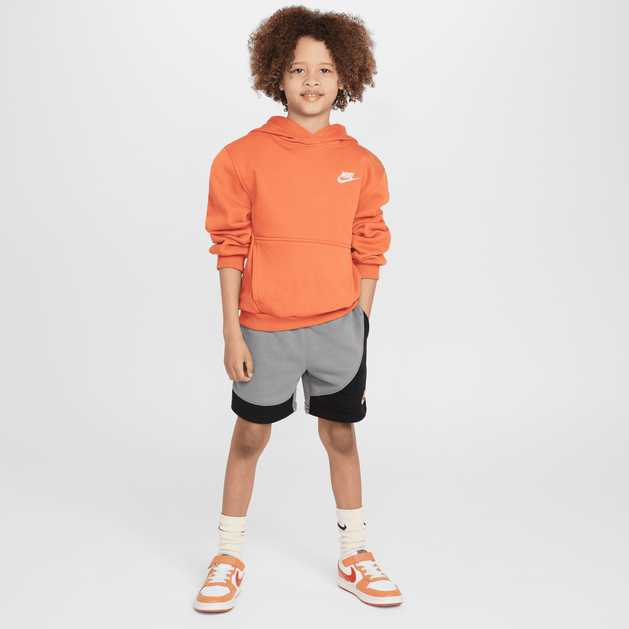 نايكي سبورتسوير image number 5