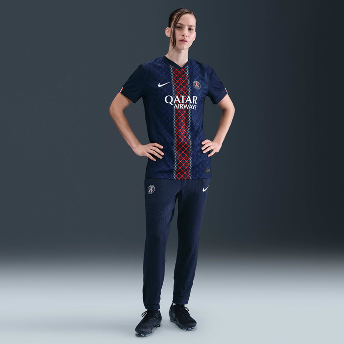 Paris Saint-Germain 2025/26 Match Home image number 3 Paris Saint-Germain 2025/26 Match Home image number 3