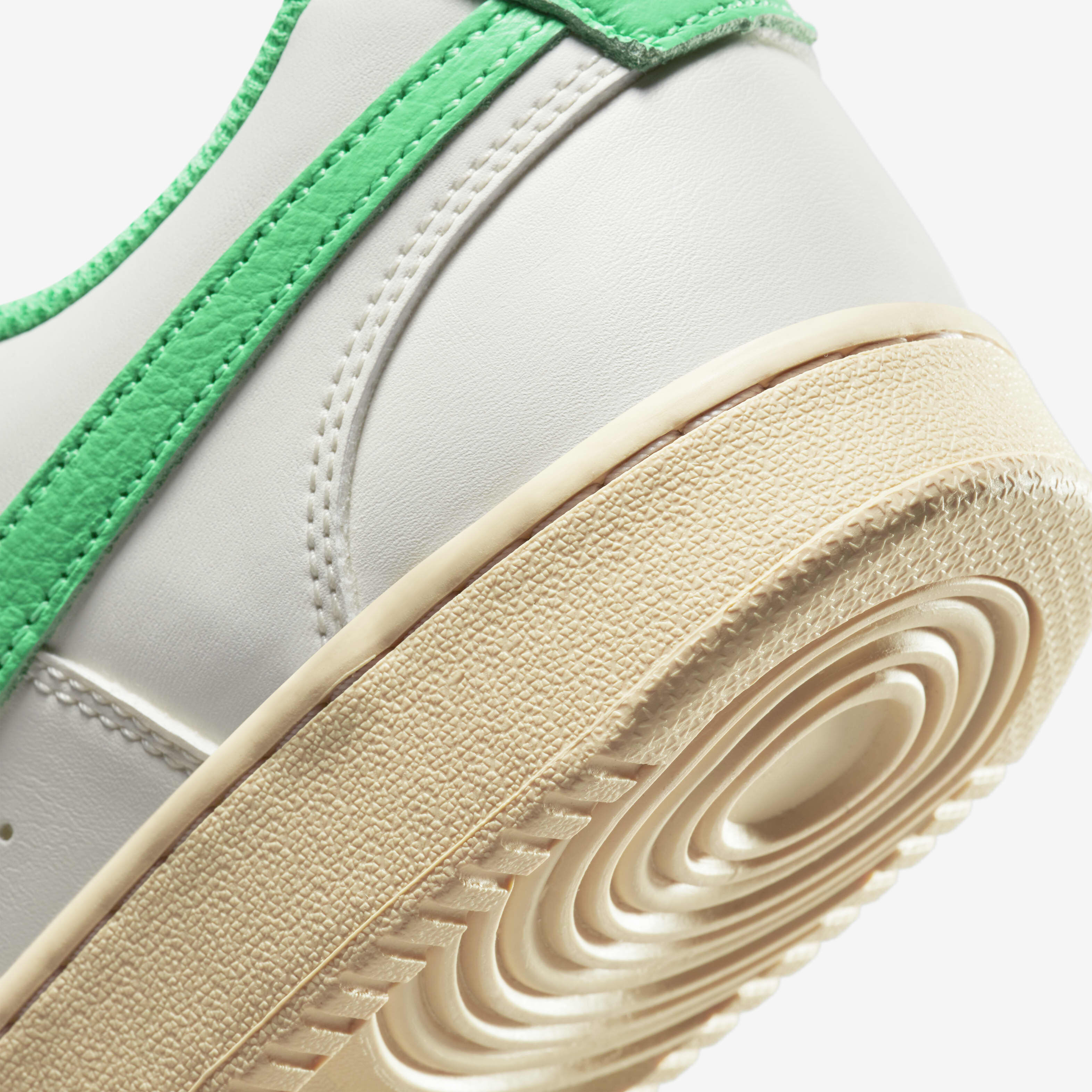 نايكي كورت فيجن لو image number 7