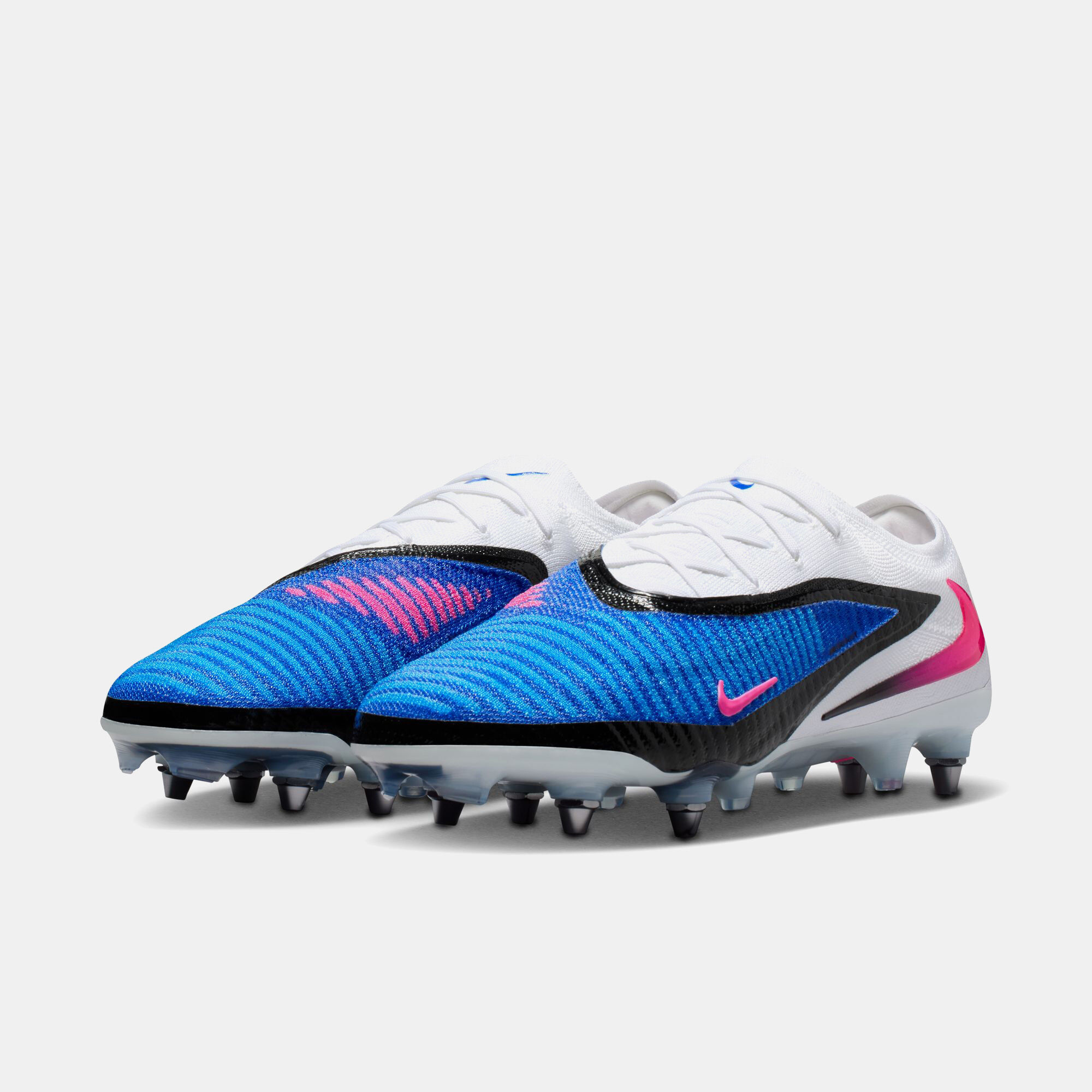 Nike Phantom 6 Low Elite image number 2