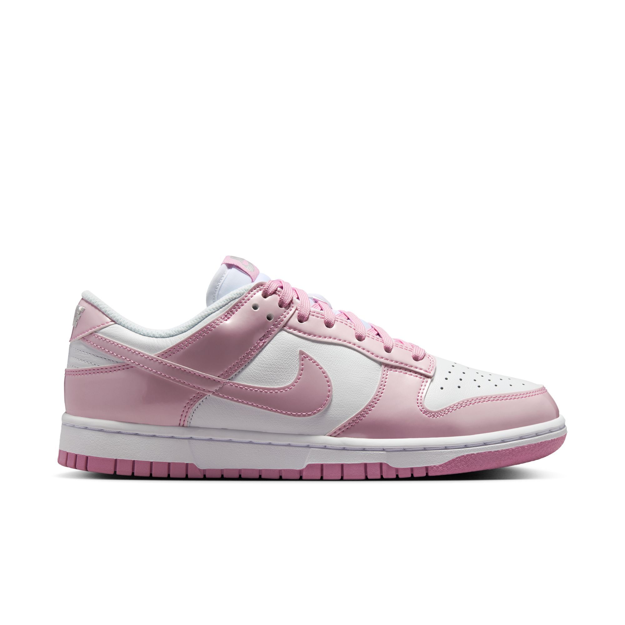 Nike Dunk Low SE Patent Leather image number 2