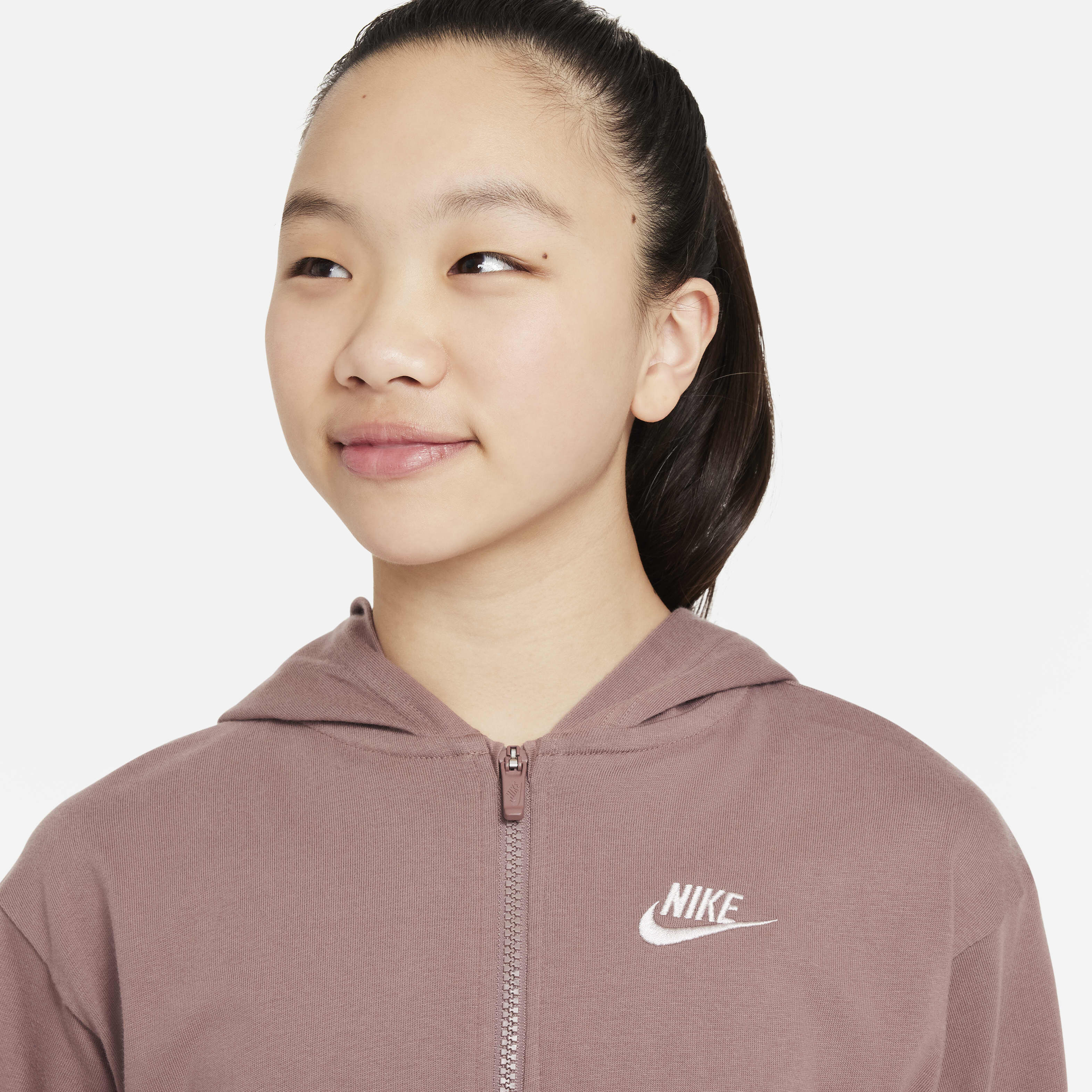 نايكي سبورتسوير image number 2