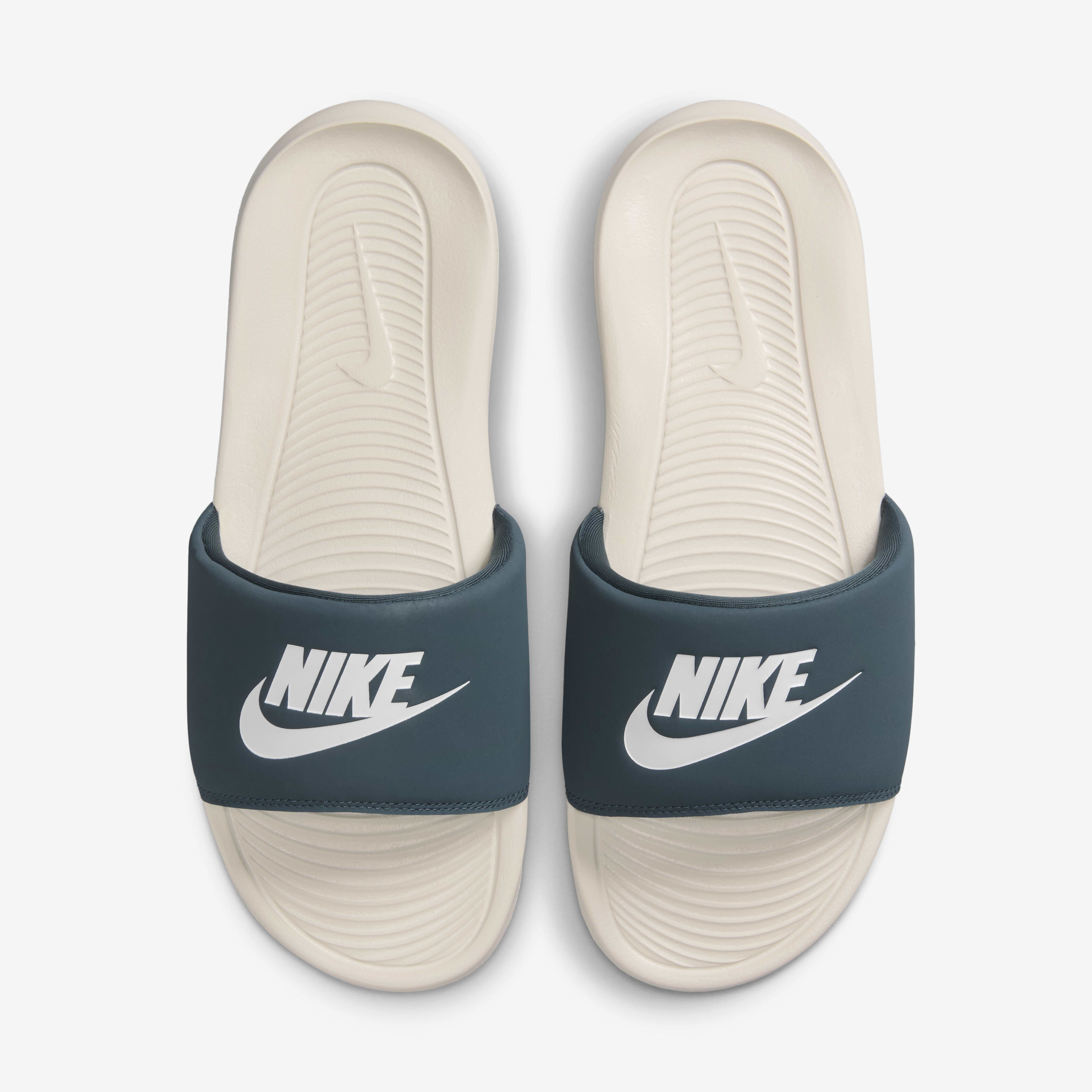 Nike first string slide online