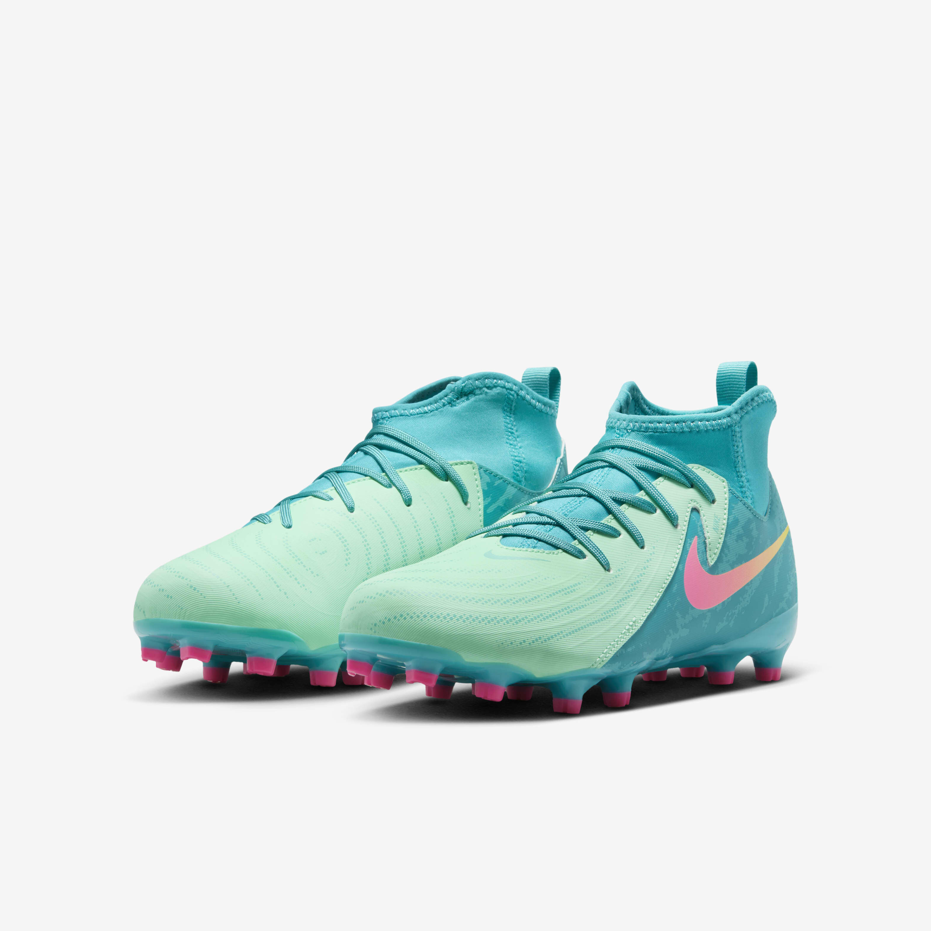 Nike Jr. Phantom Luna 2 Academy image number 4