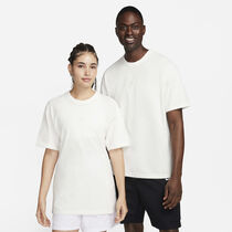 Nike Sportswear Premium Essentials