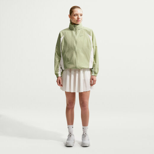 جاكيتات بأكمام وبلا أكمام-نايكي, نايكي سبورتسوير, جاكيت ووفن للنساء