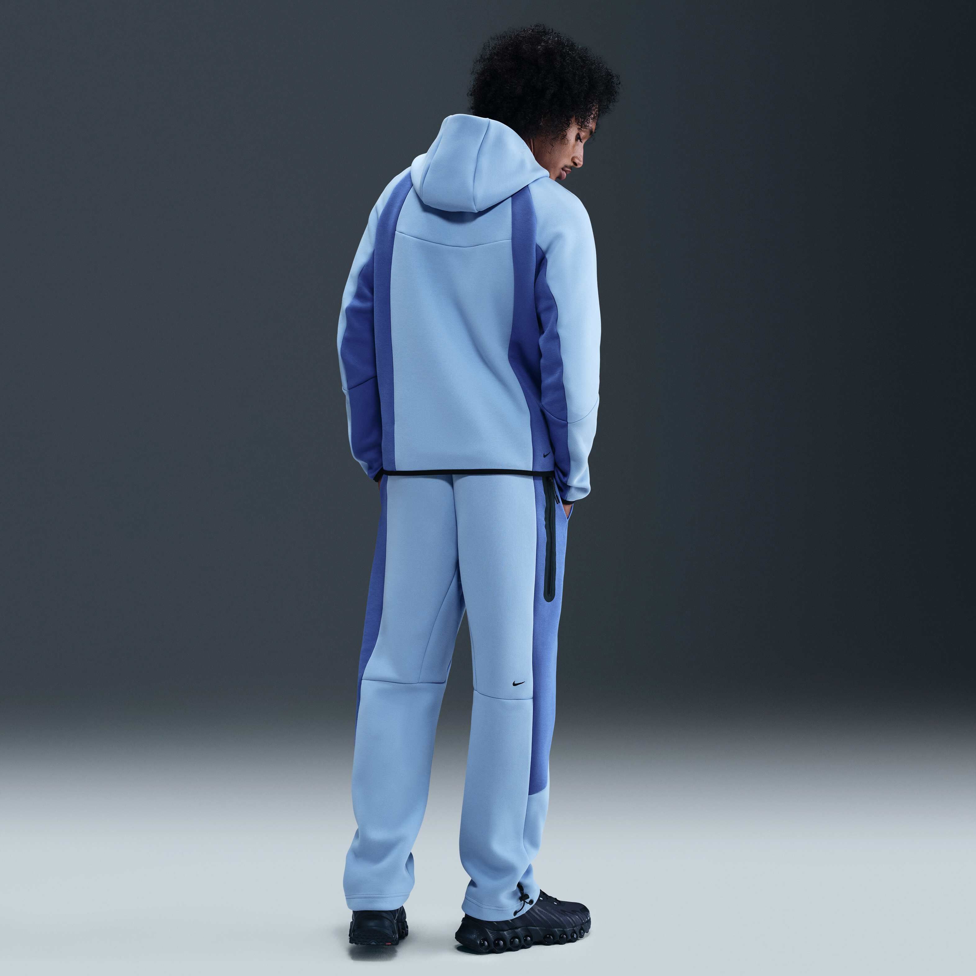 Nike Tech image number 3