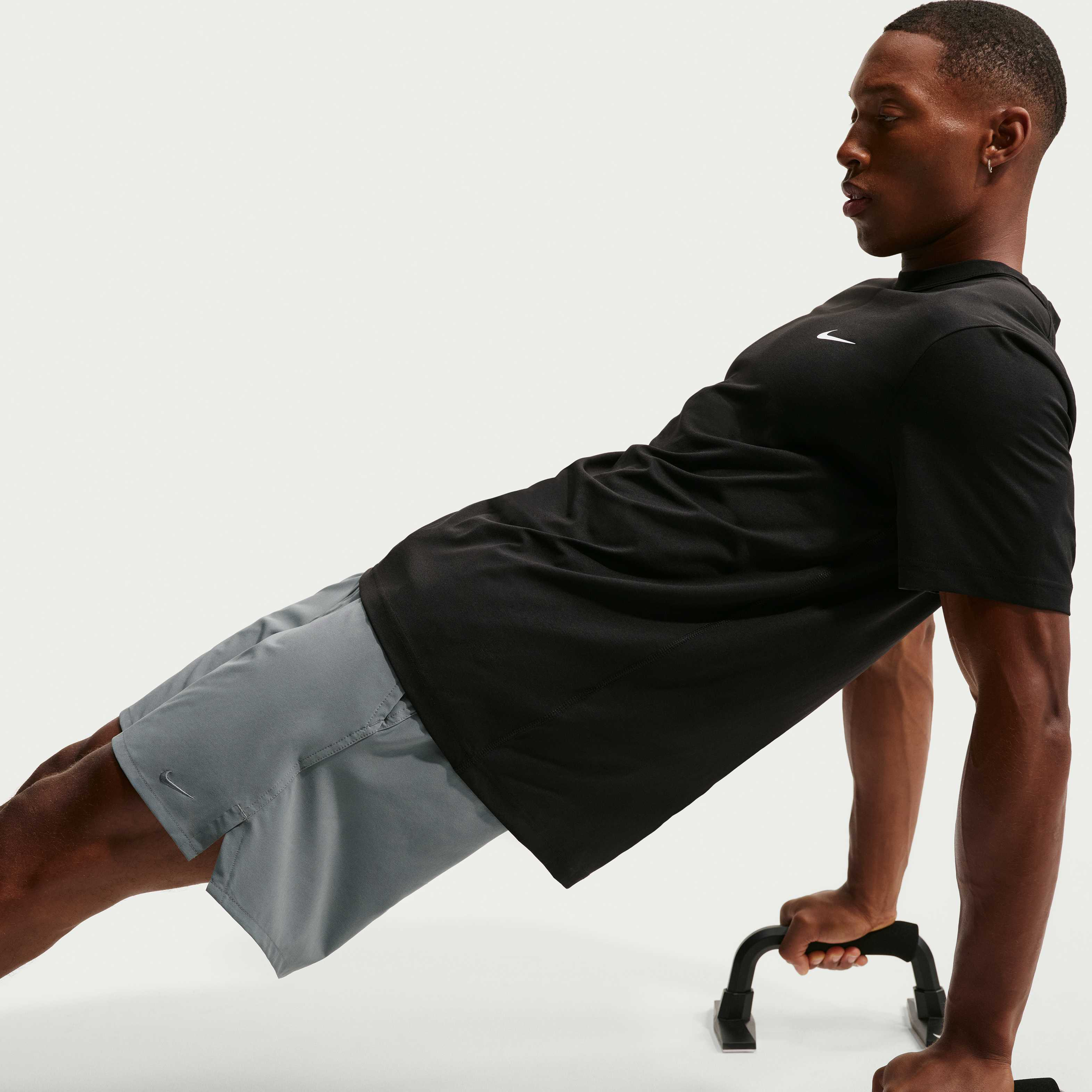 Nike Unlimited image number 3