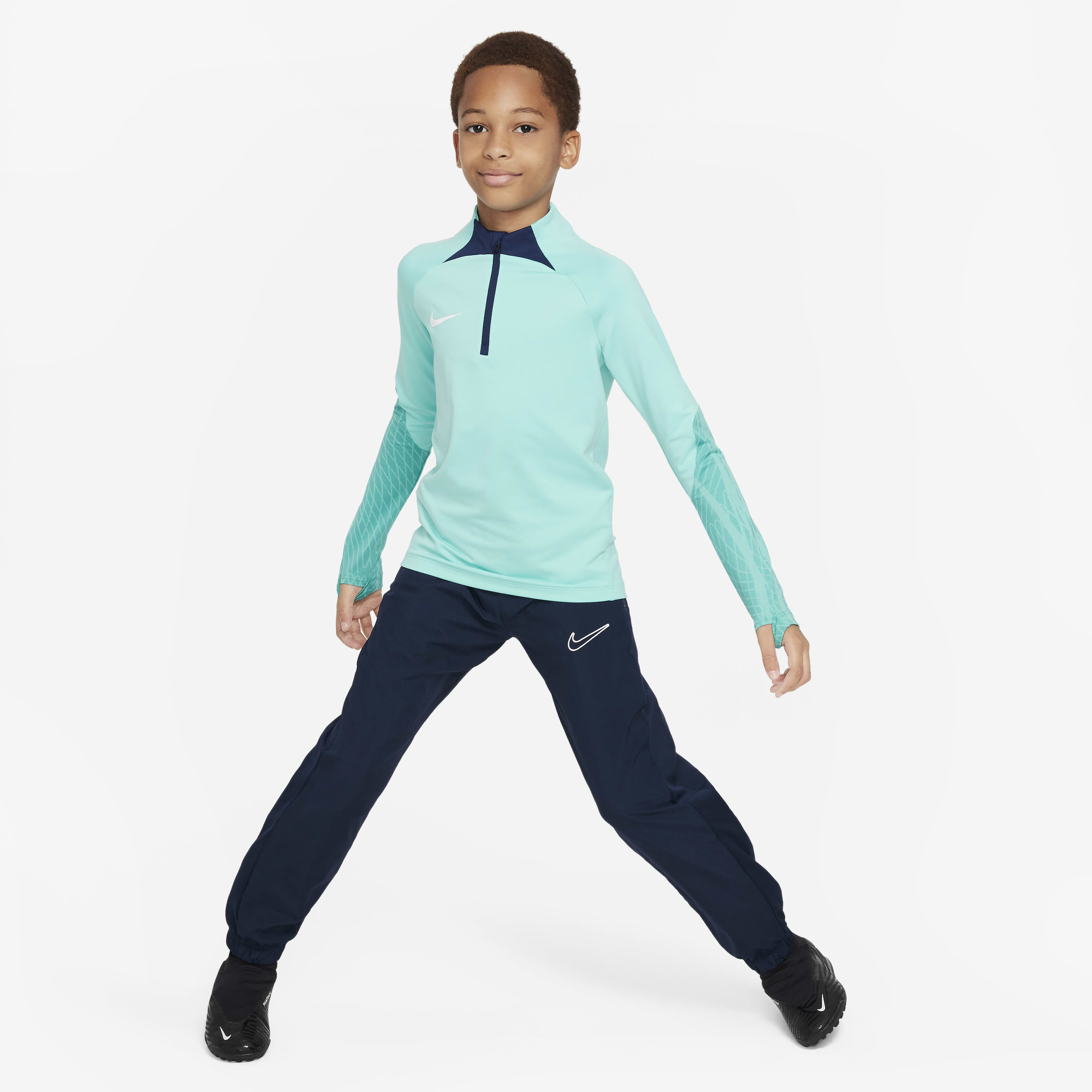 Nike Dri-FIT Strike image number 4