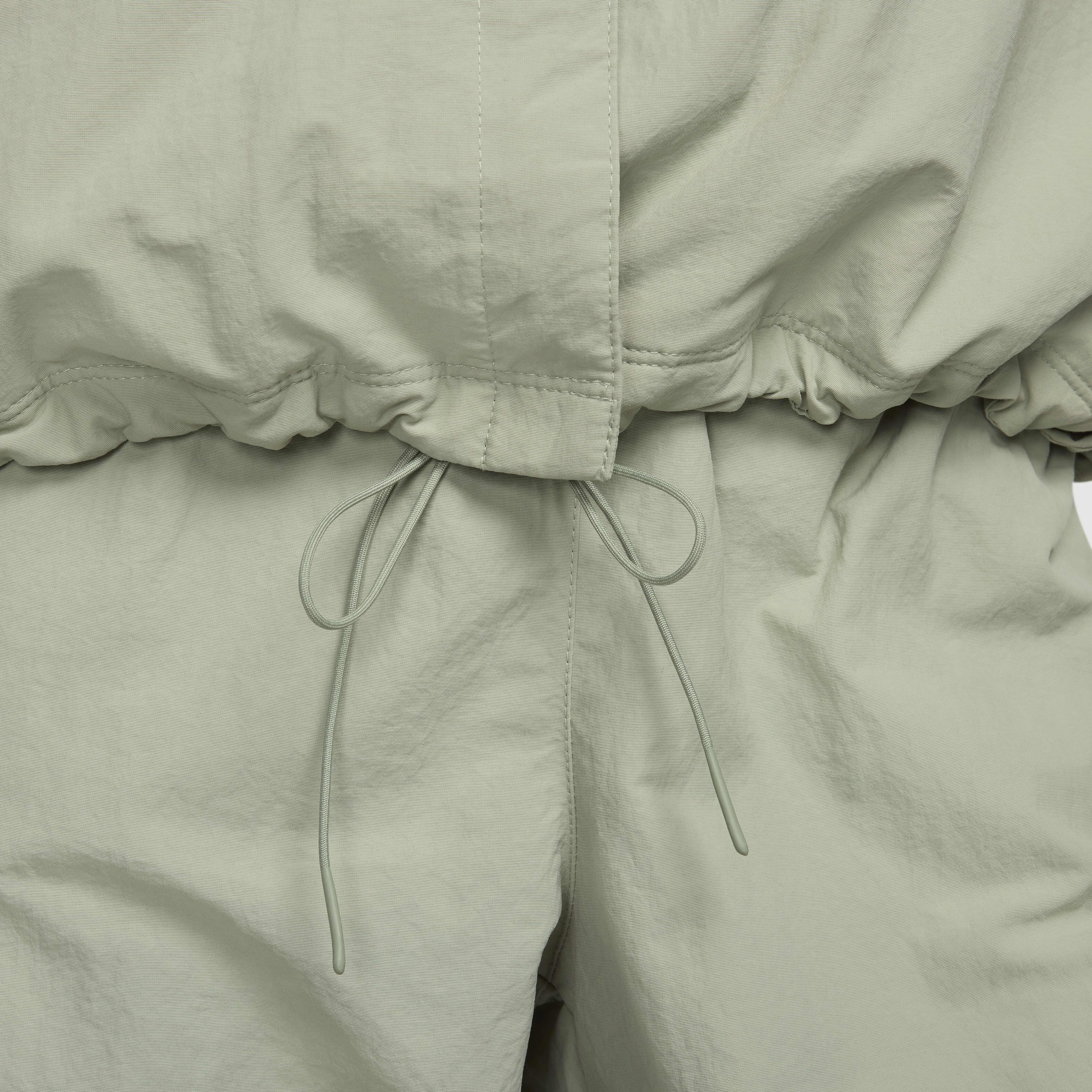 Nike Sportswear Essential image number 5