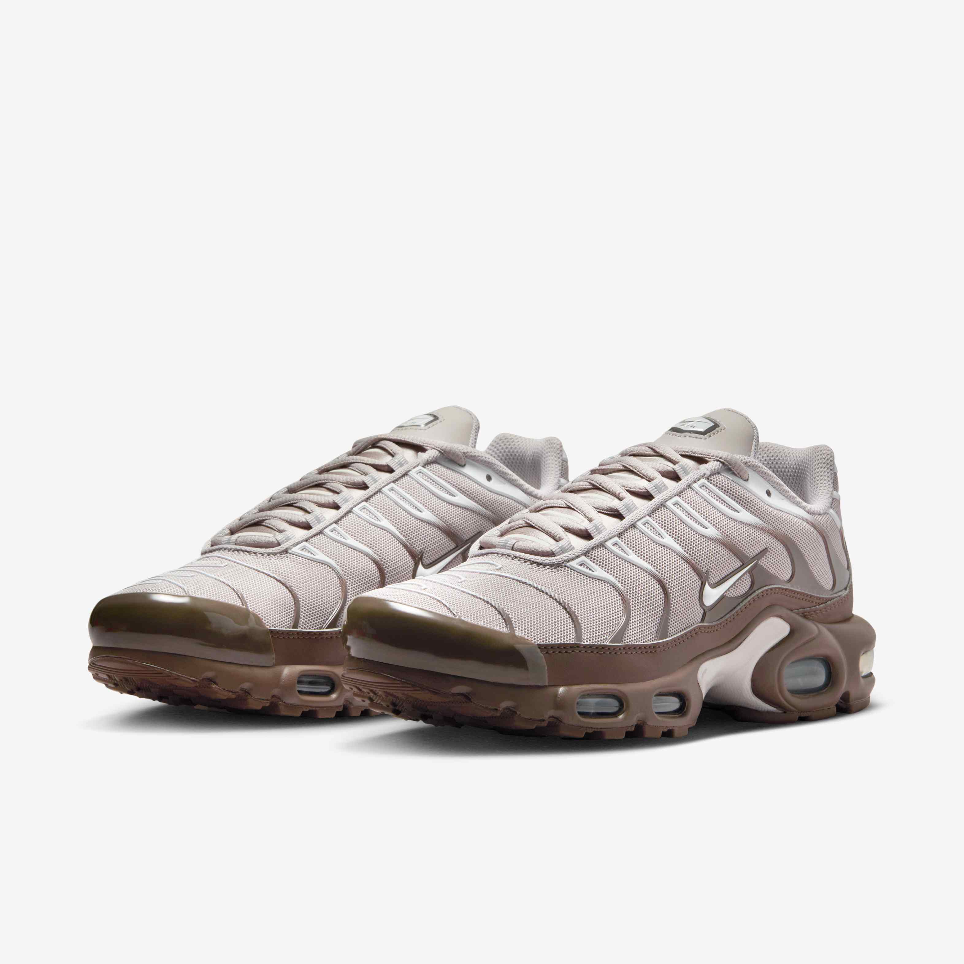 Nike Air Max Plus image number 4