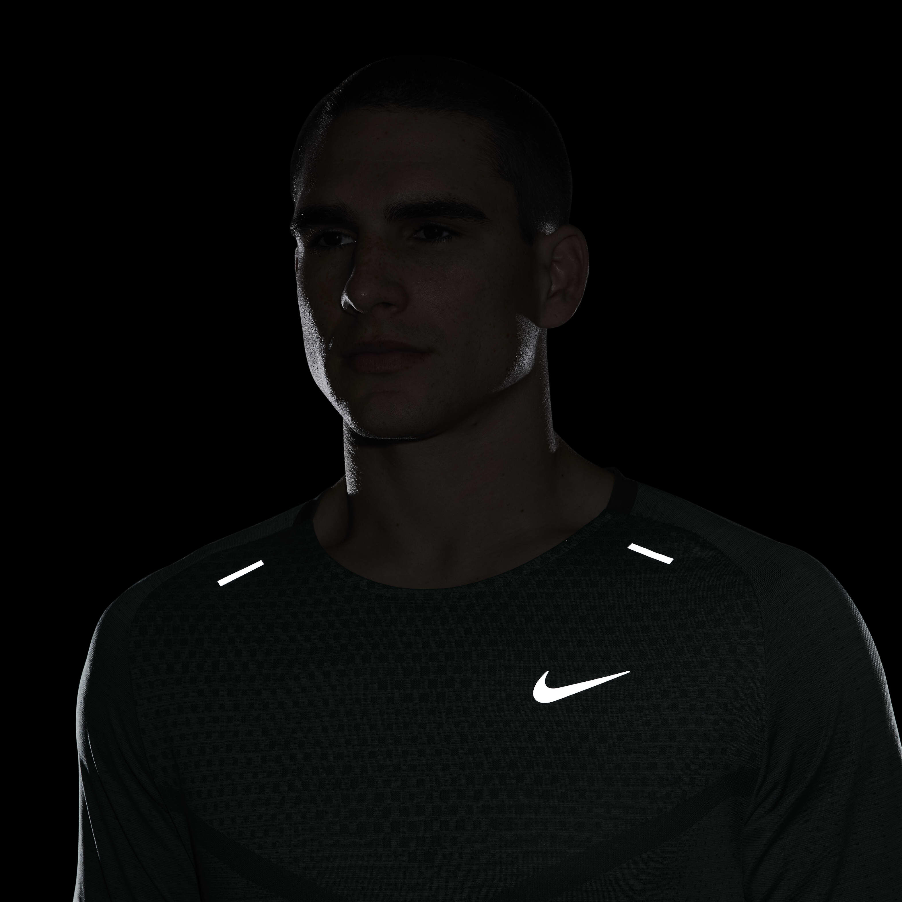 نايكي تك نت image number 5