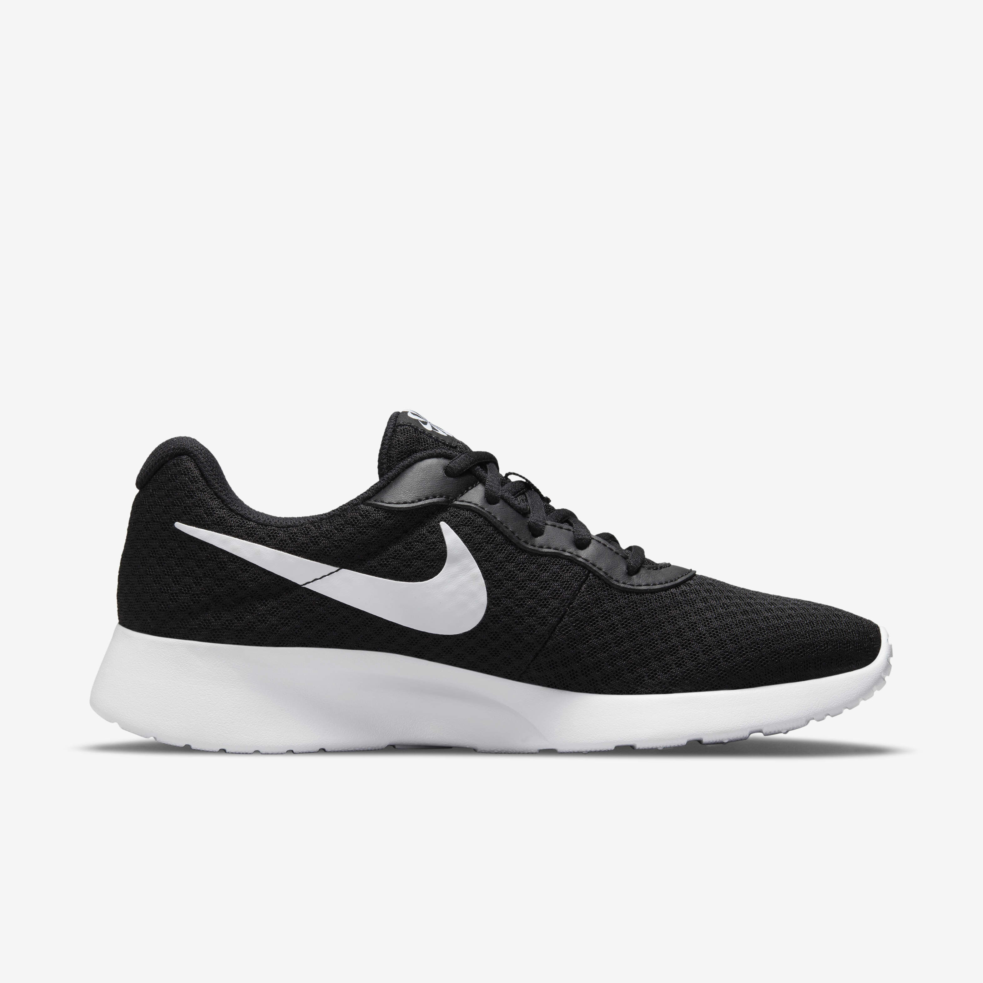 Nike tanjun white womens on sale