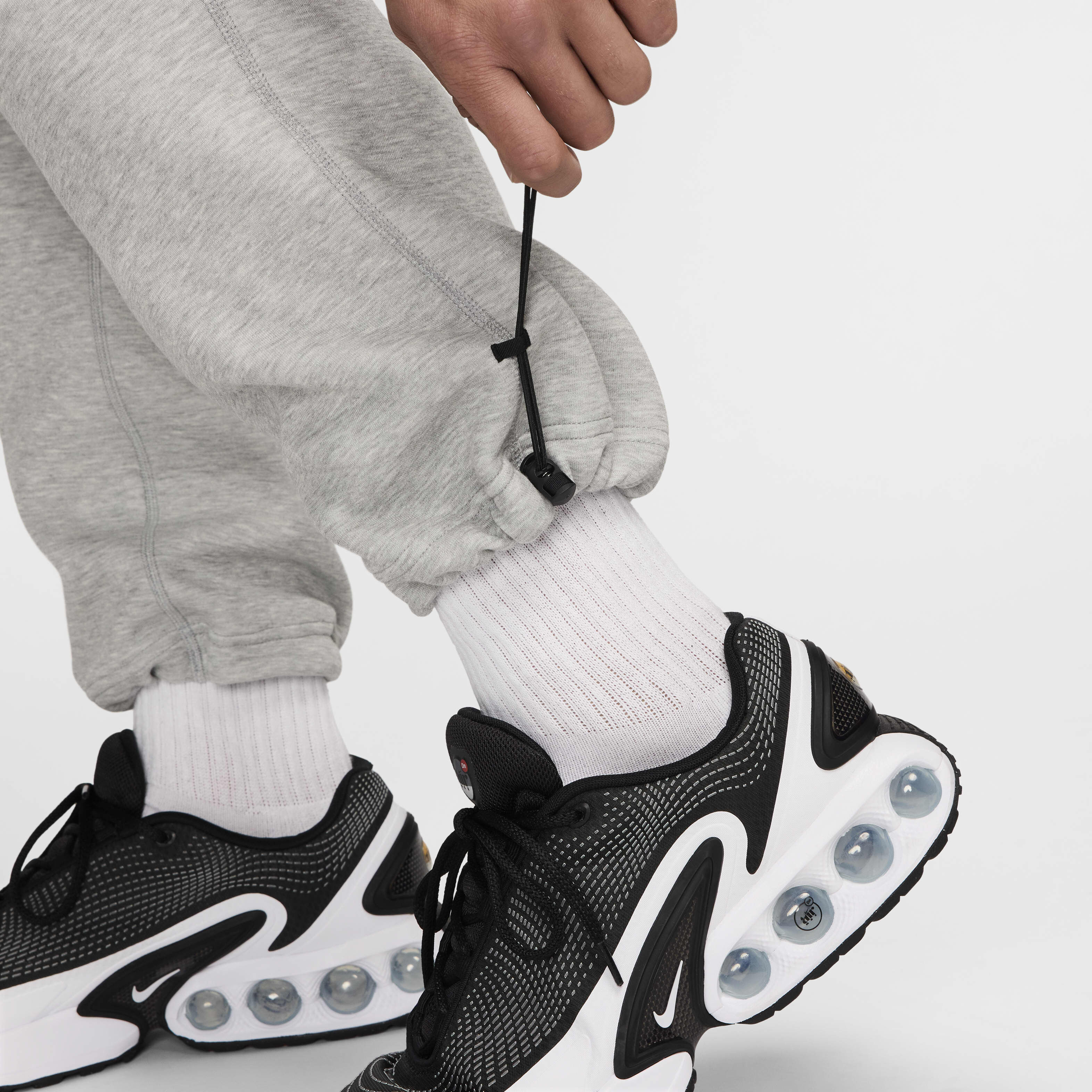 نايكي تك image number 8