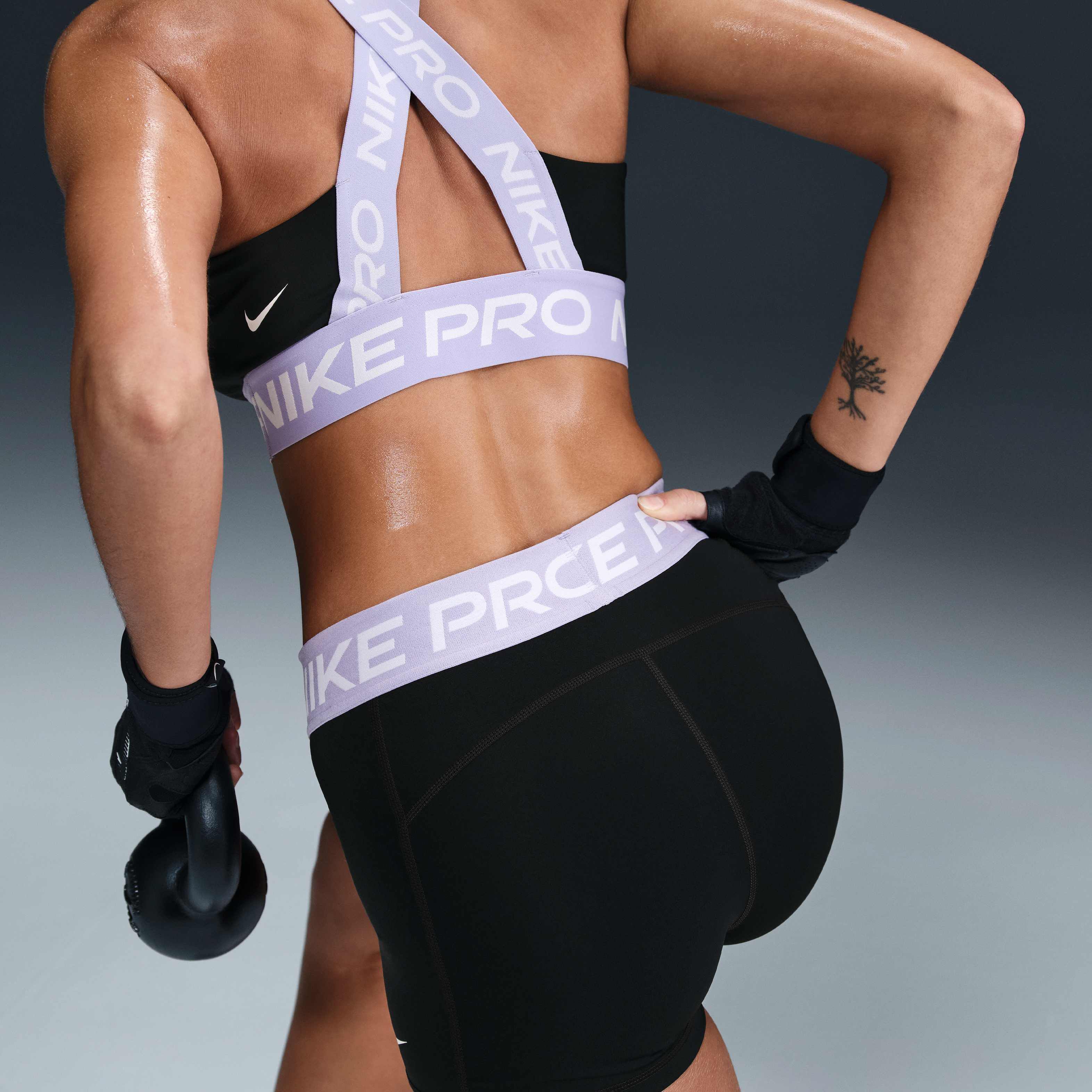 نايكي برو image number 2