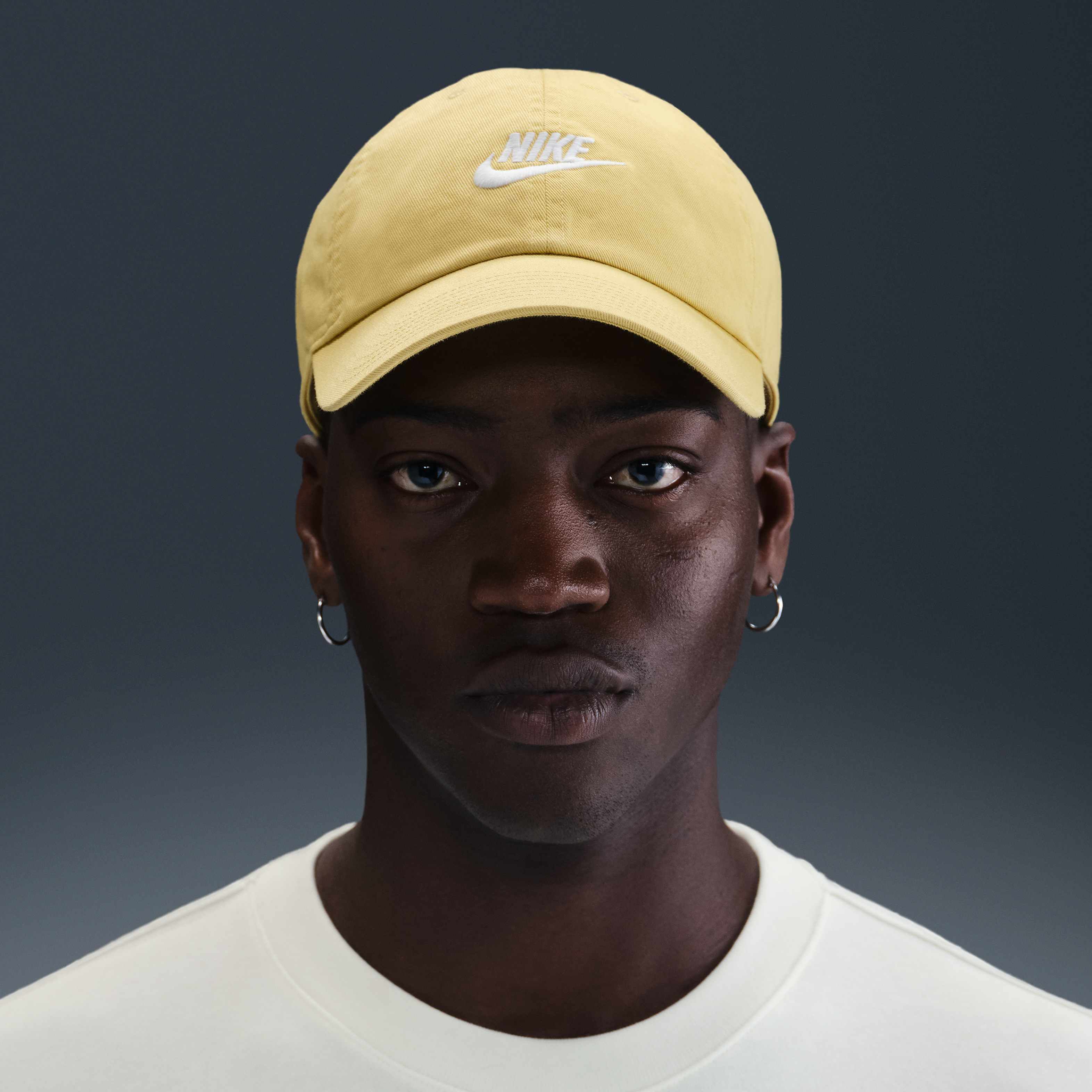 نايكي كلوب image number 2