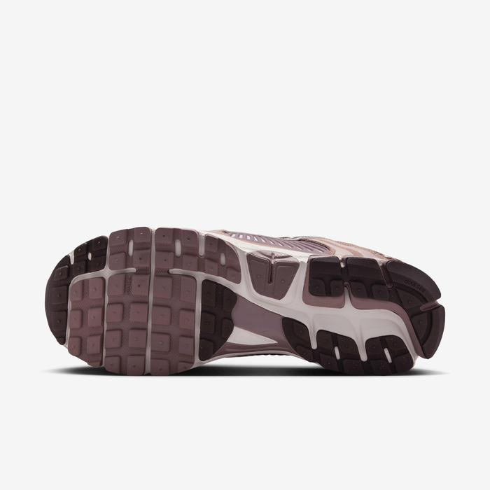 Nike Zoom Vomero 5 image number 1 Nike Zoom Vomero 5 image number 1