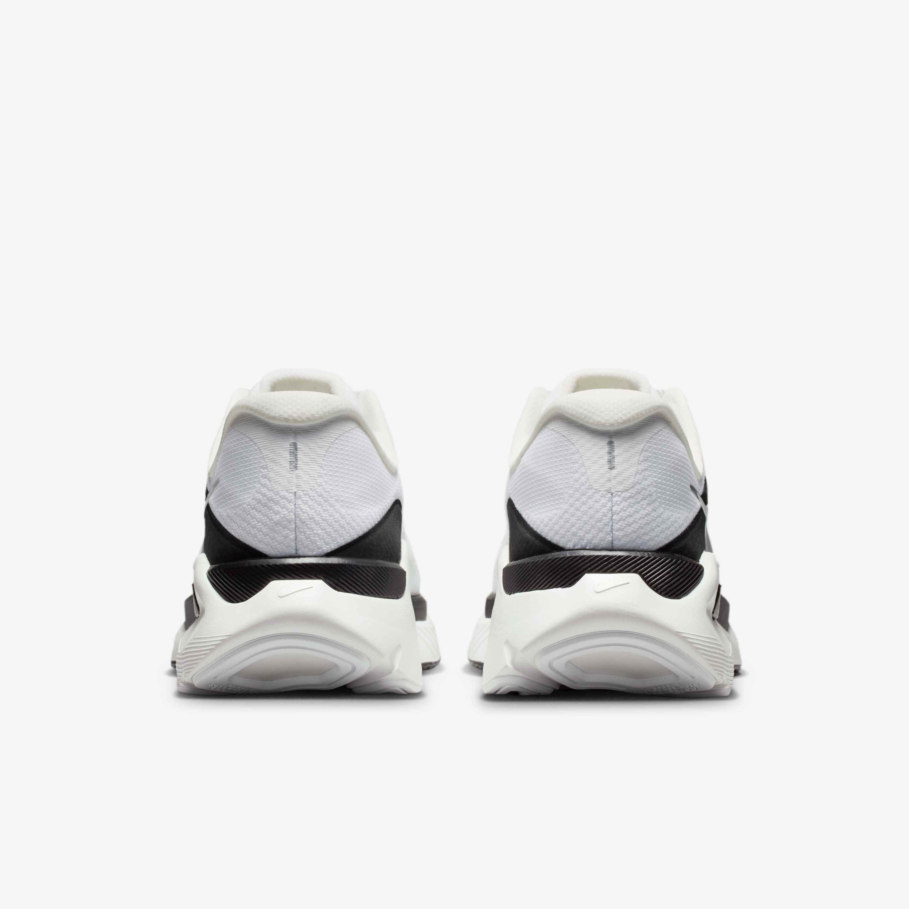 Nike Structure Plus image number 5