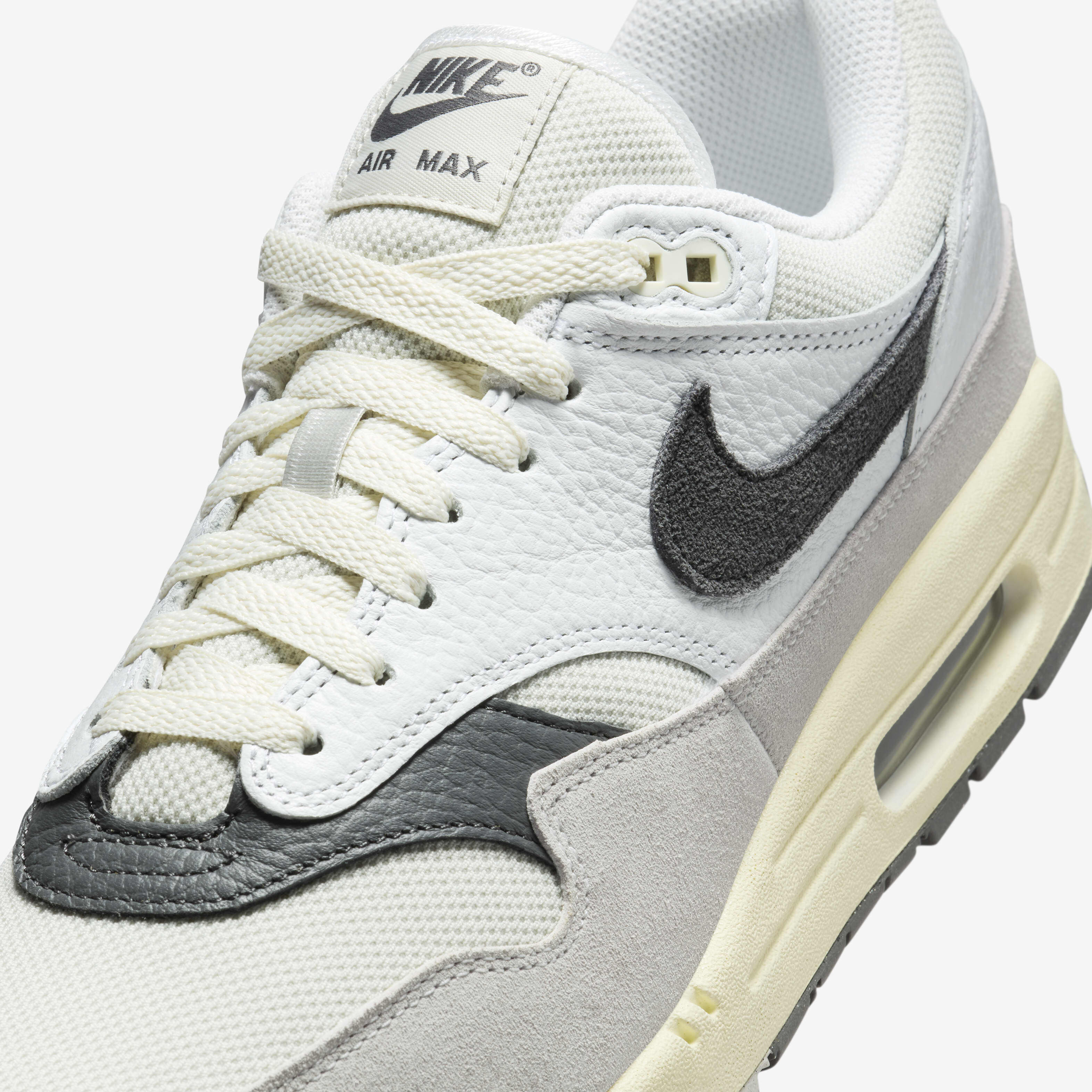 Nike Air Max 1 image number 6