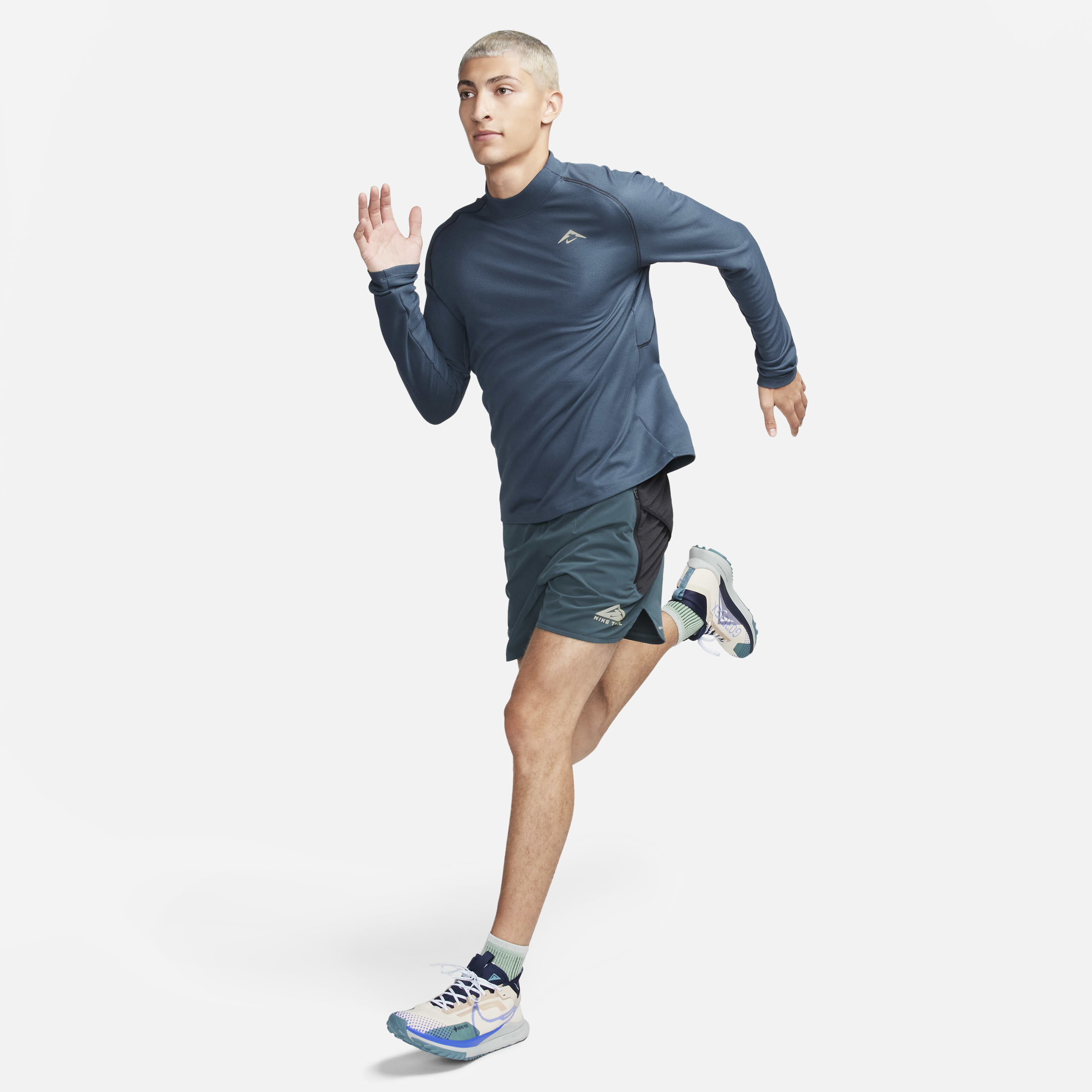 Nike Trail Second Sunrise image number 8