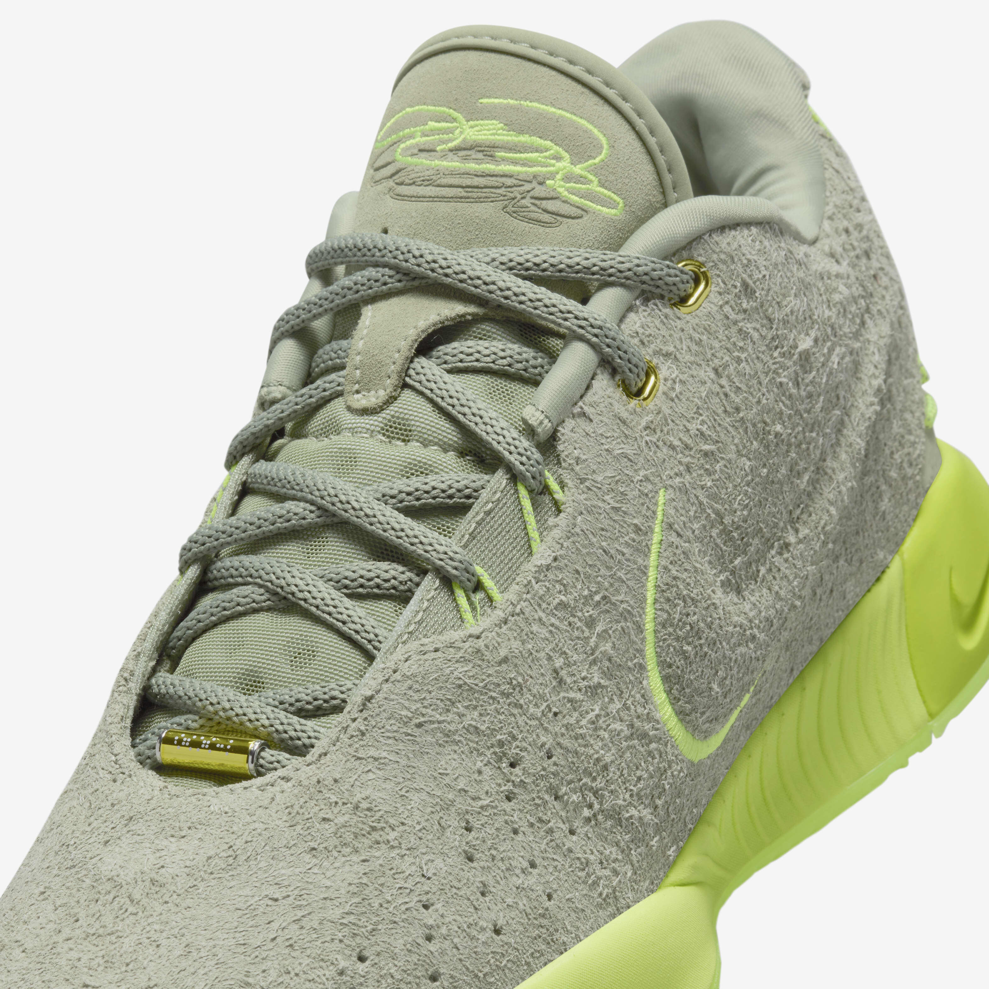 LeBron XXI image number 6