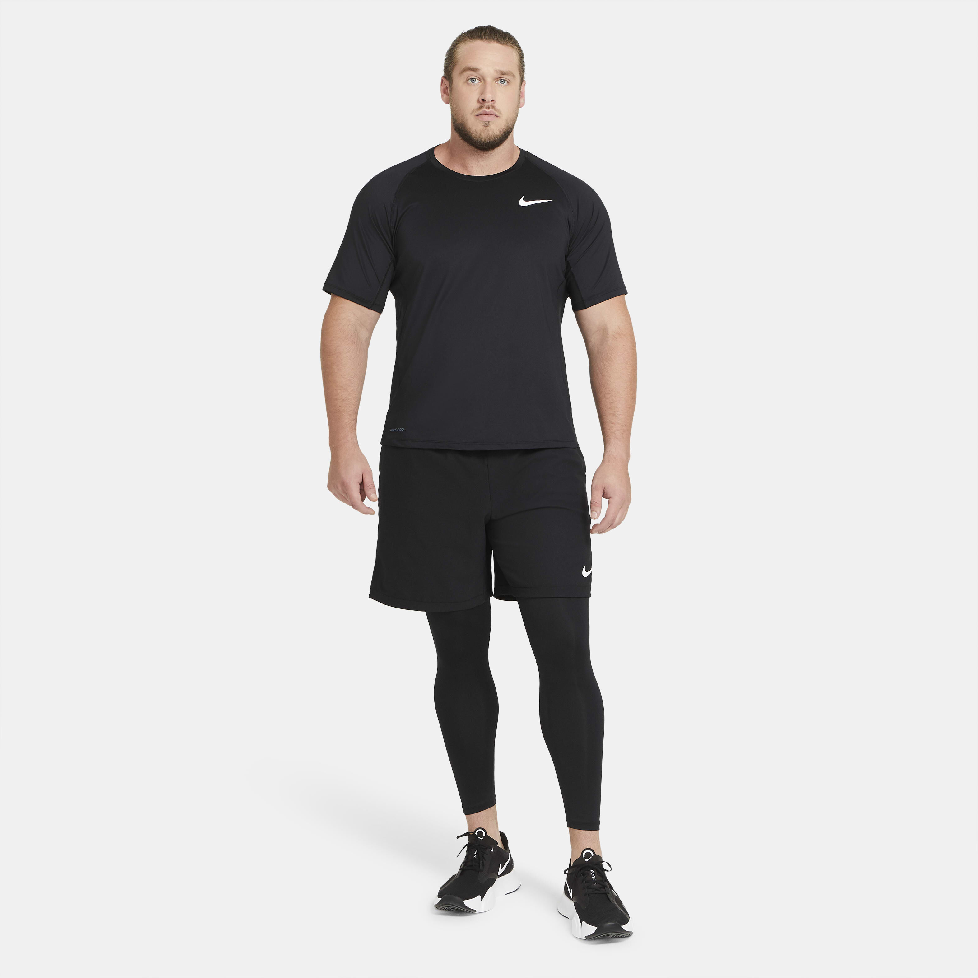 Nike Pro image number 10