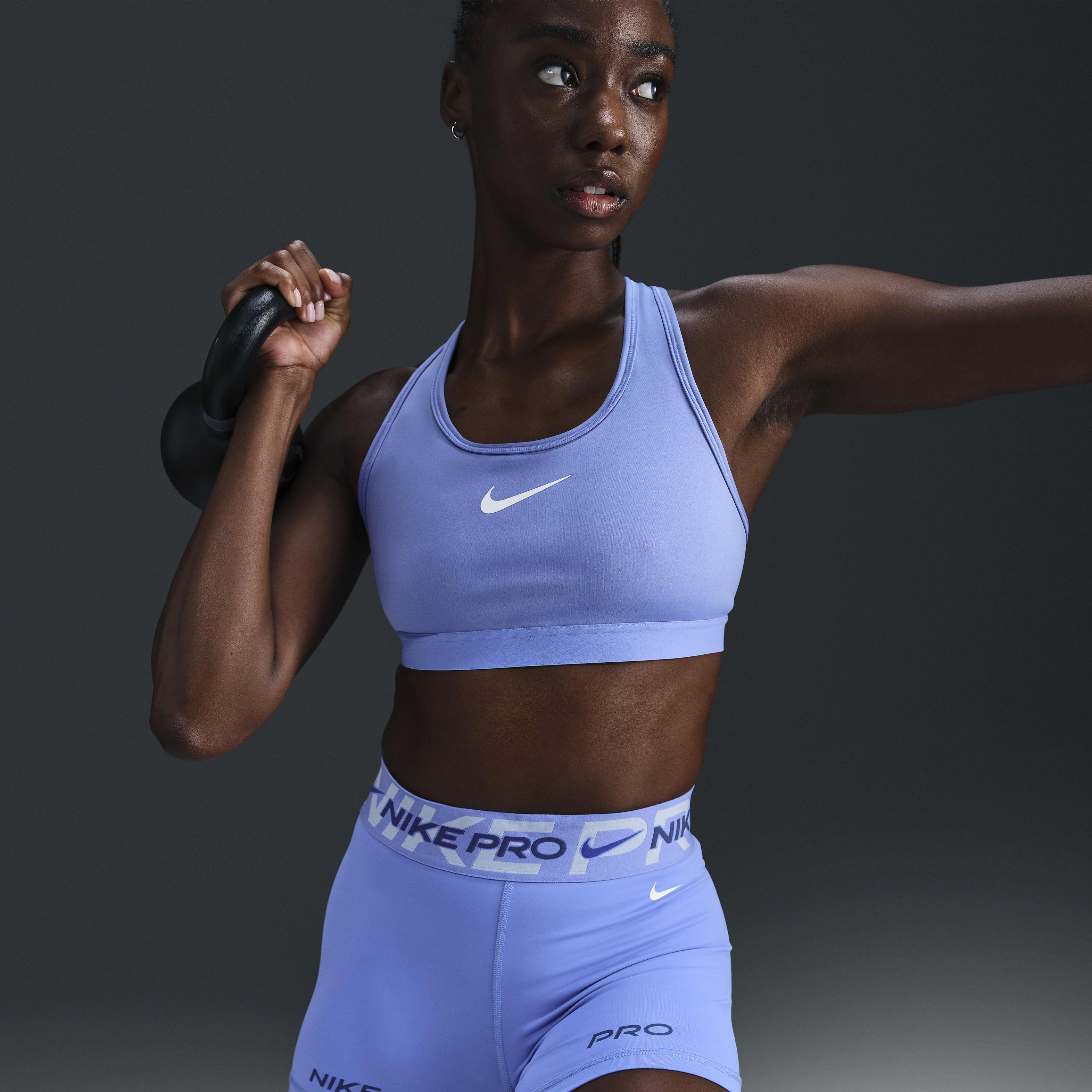 Nike Pro image number 4